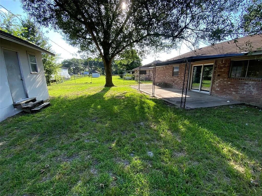 414 Branding Iron Lane Property Photo 16
