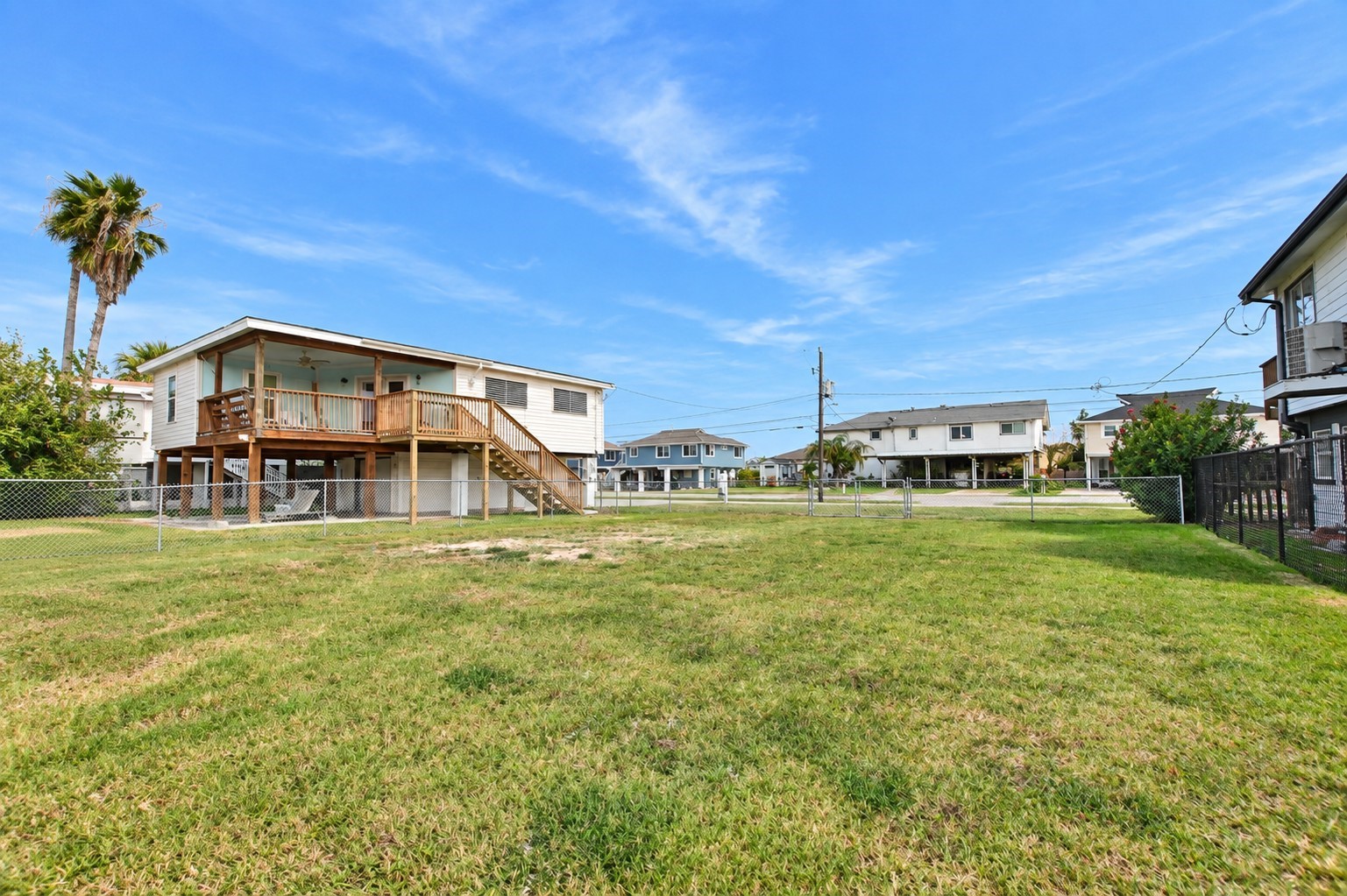 191 Barracuda Property Photo 2