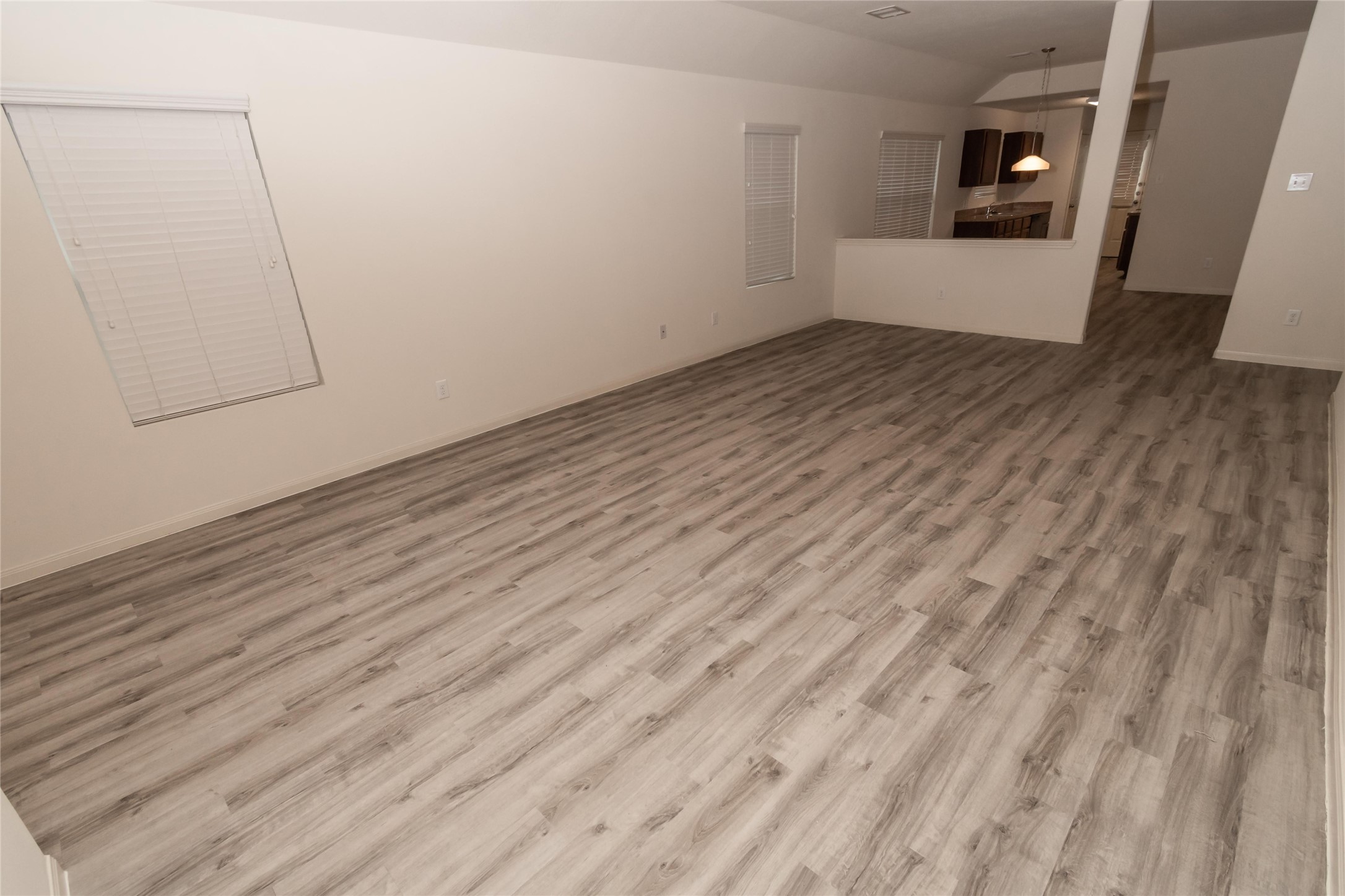 5731 Post Oak Manor Drive Property Photo 6