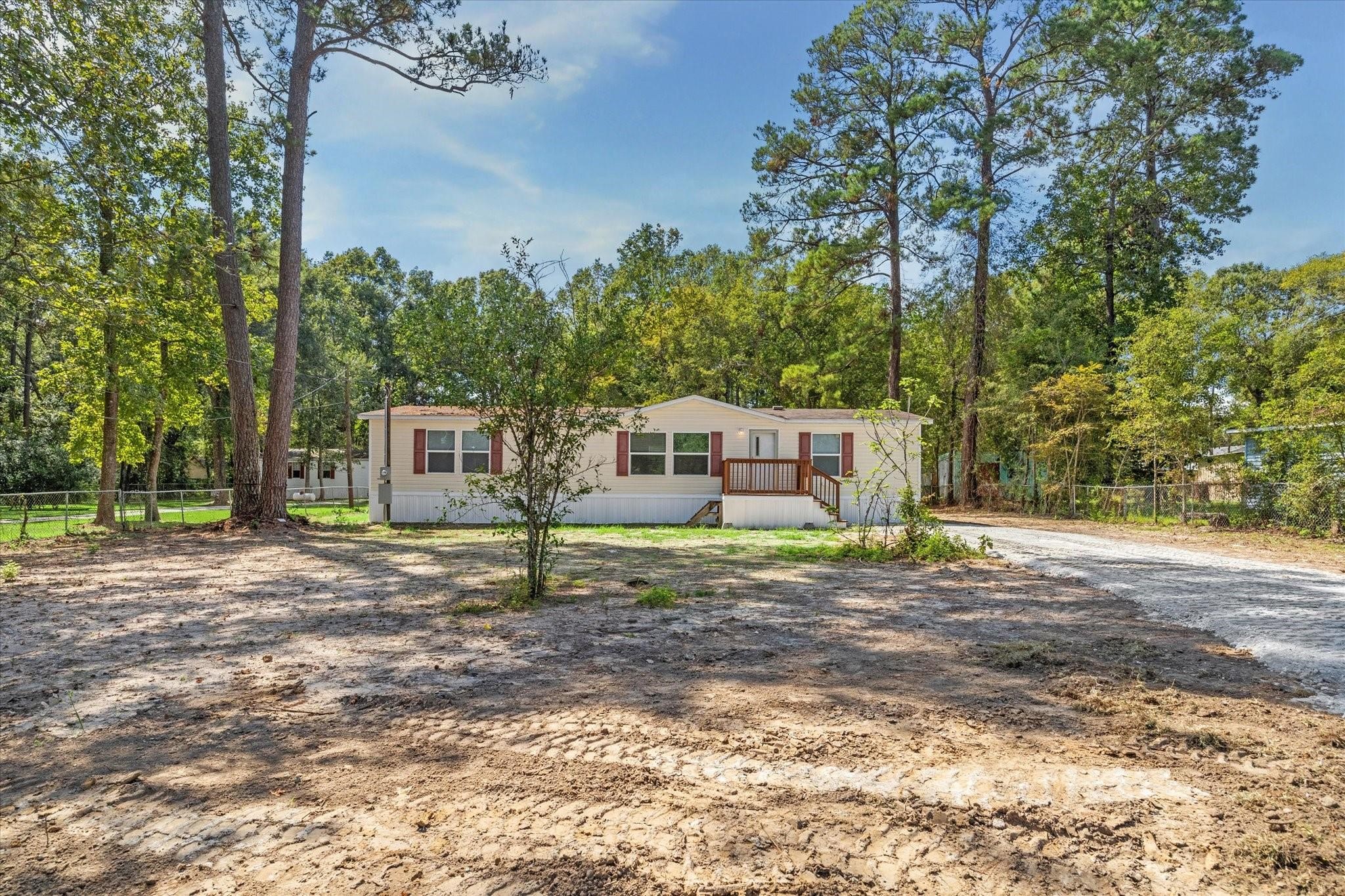 21144 Live Oak Property Photo 1