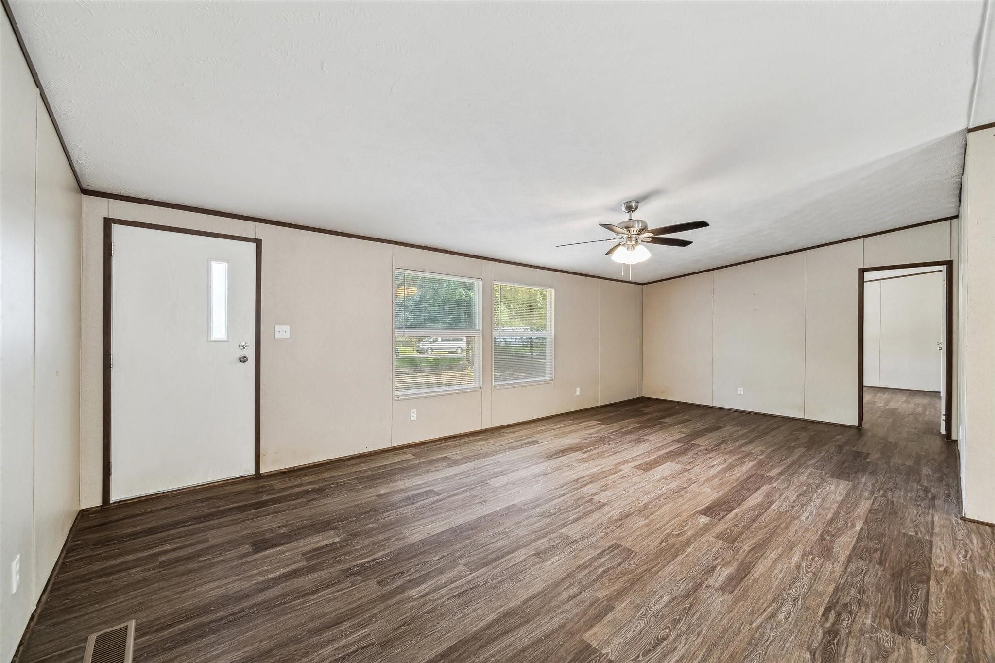 21144 Live Oak Property Photo 2