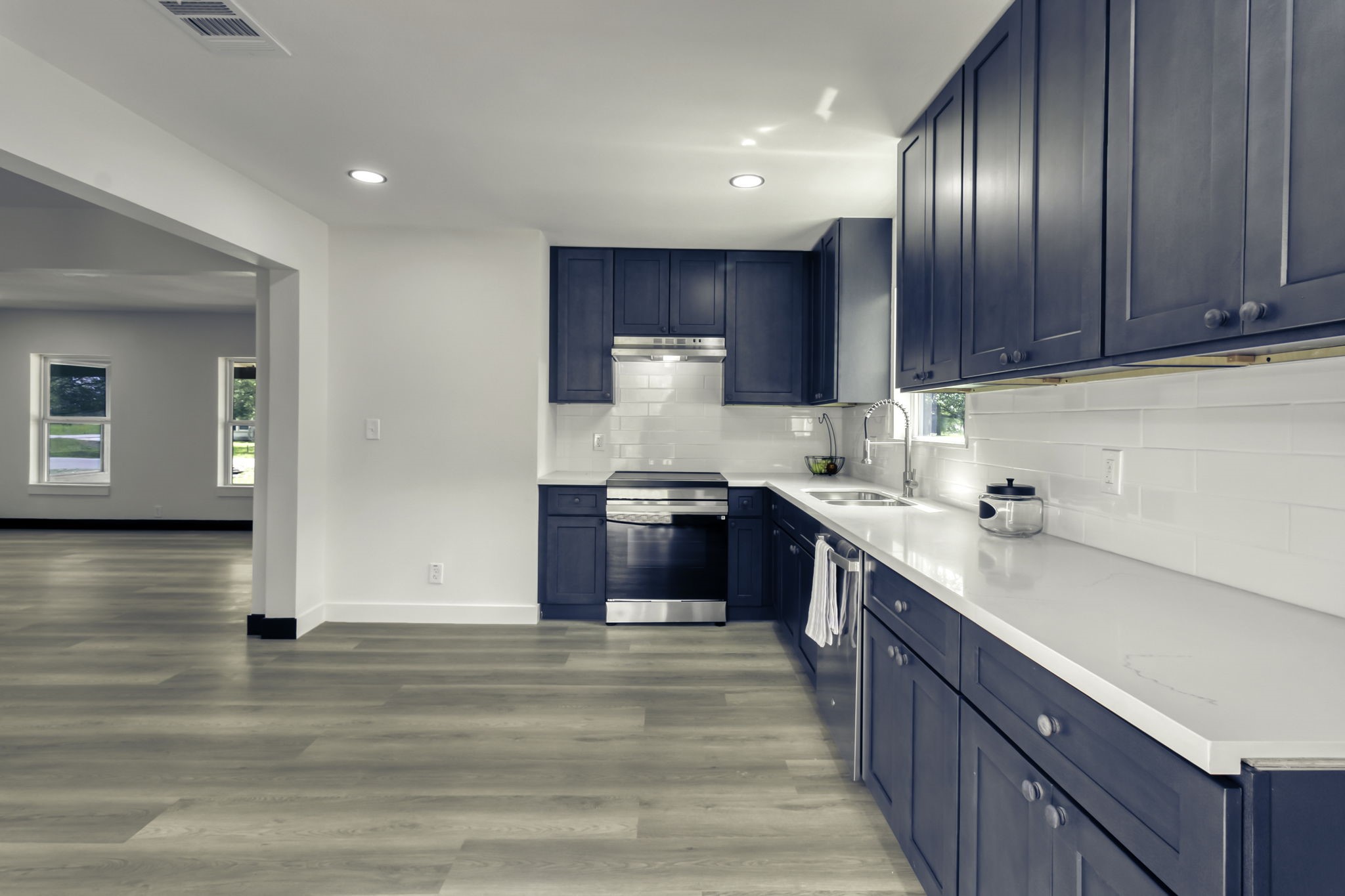 424 Cora Street Property Photo 12