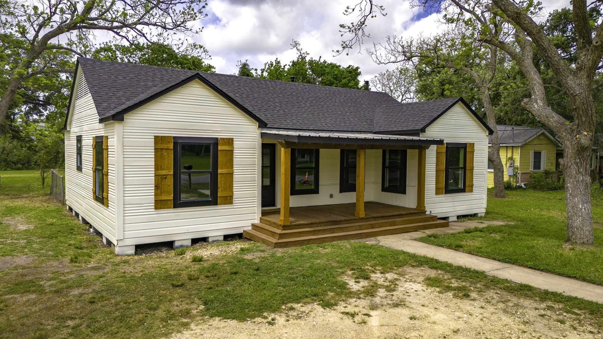 424 Cora Street Property Photo 23