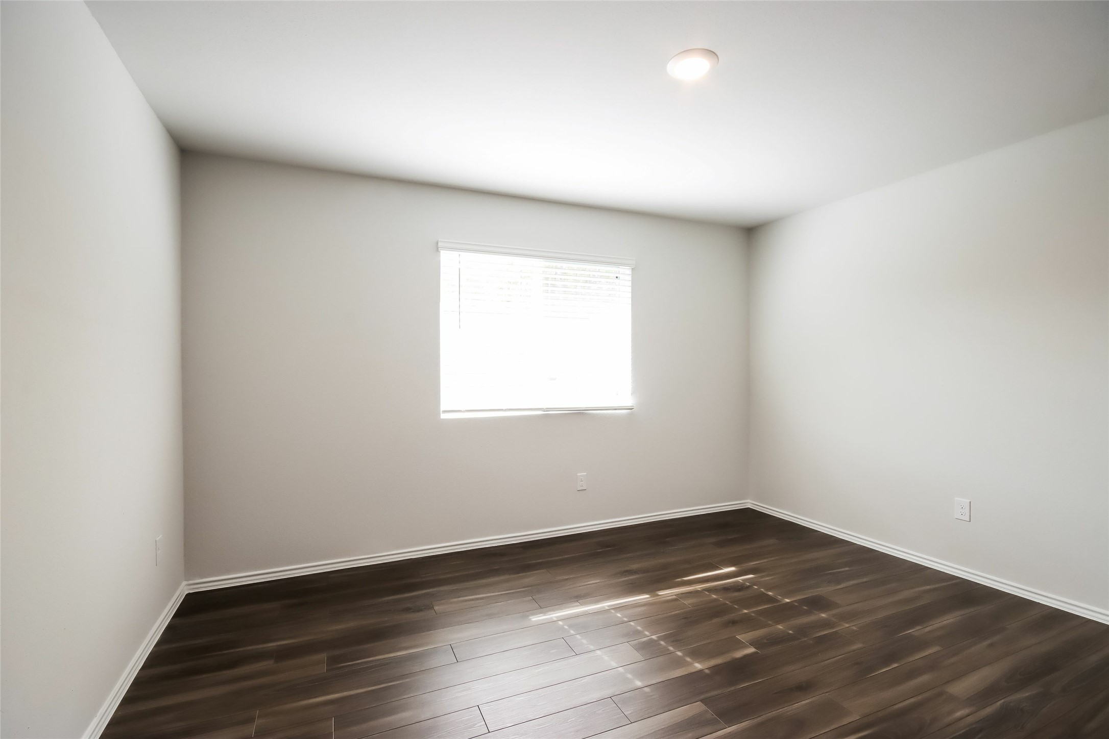 22451 Verdin Road Property Photo 8