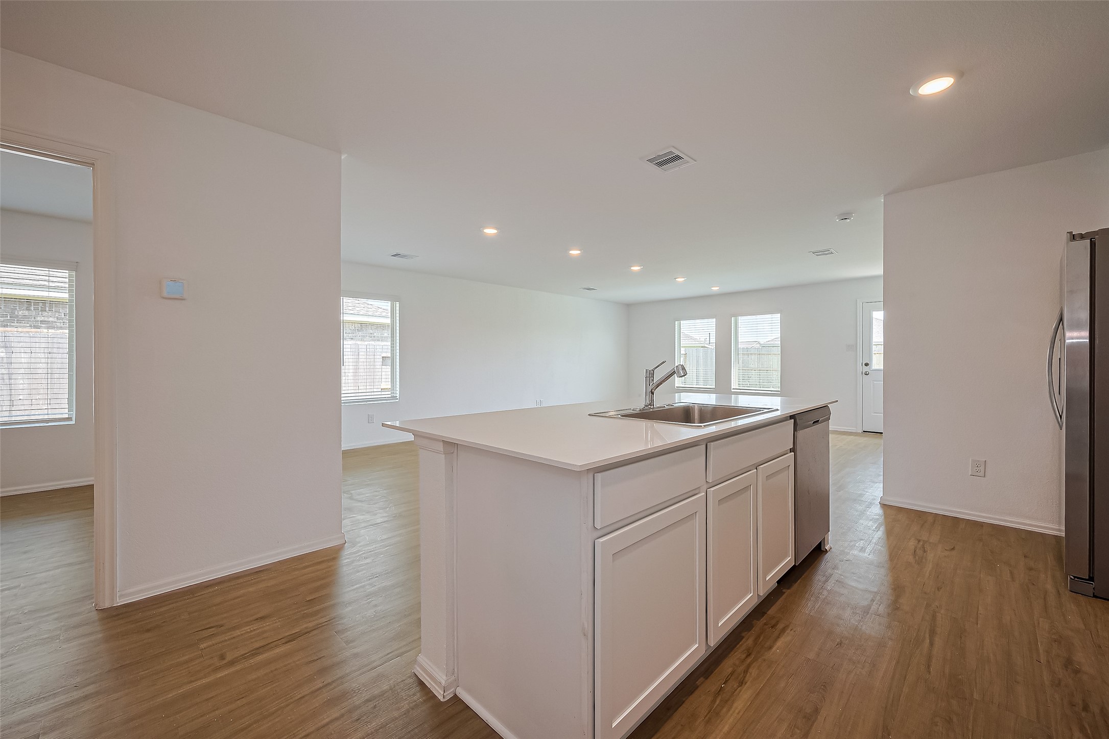9603 Fulvetta Briar Court Property Photo 8