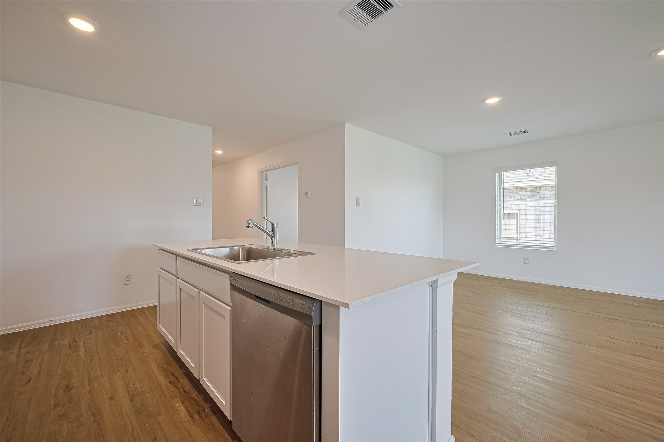 9603 Fulvetta Briar Court Property Photo 10