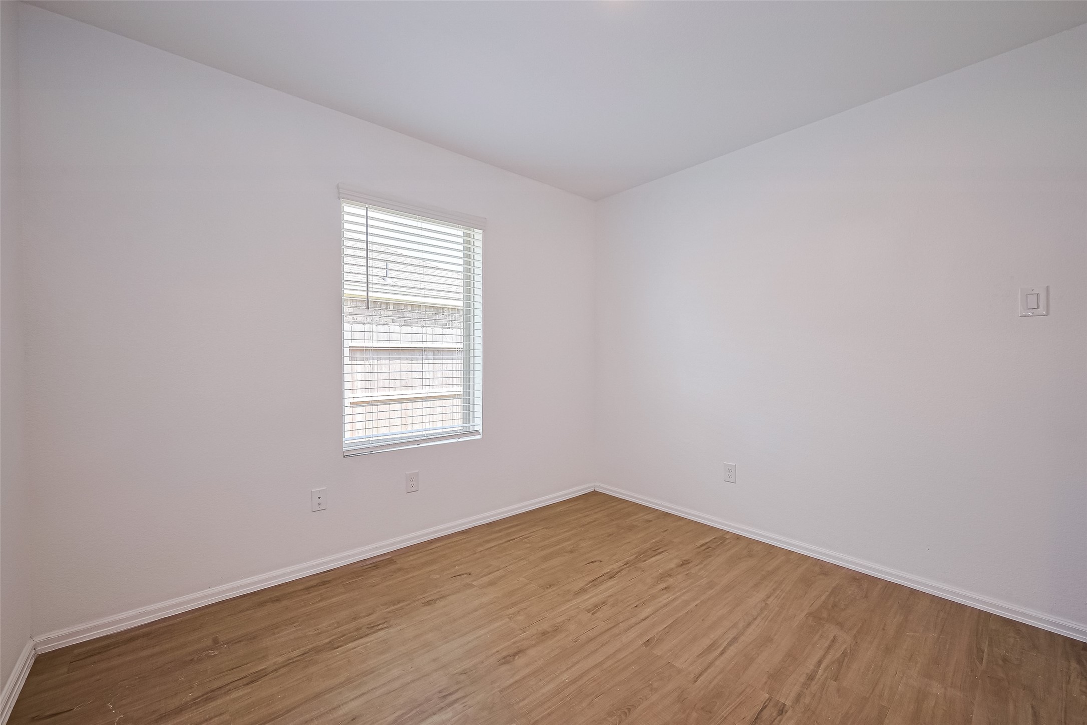 9603 Fulvetta Briar Court Property Photo 29