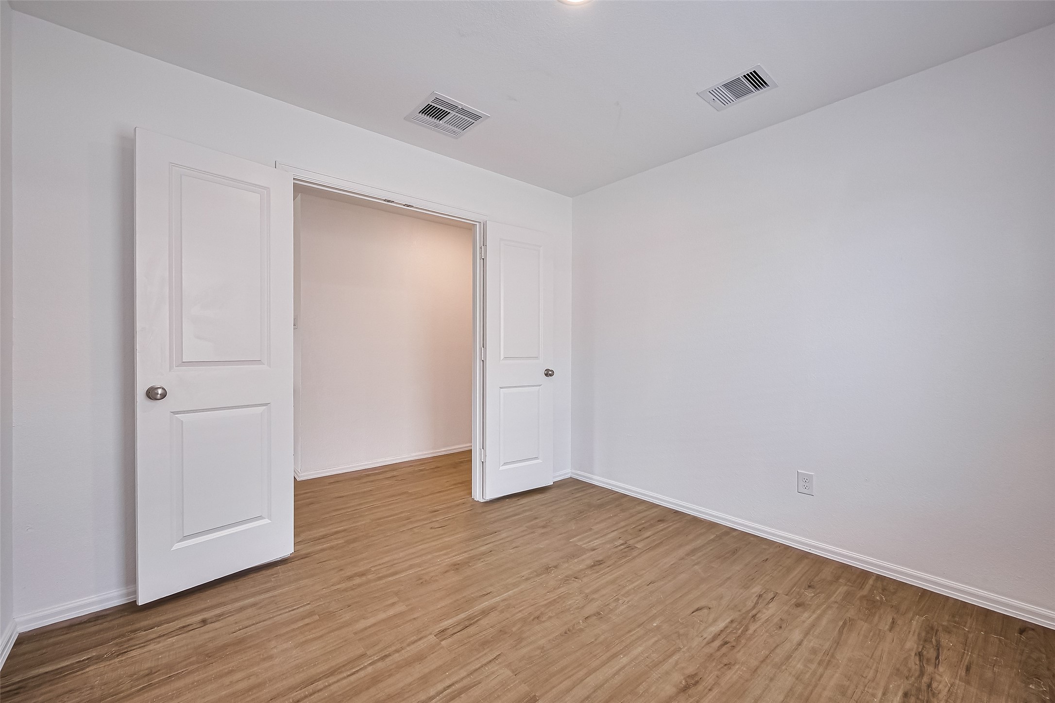 9603 Fulvetta Briar Court Property Photo 30