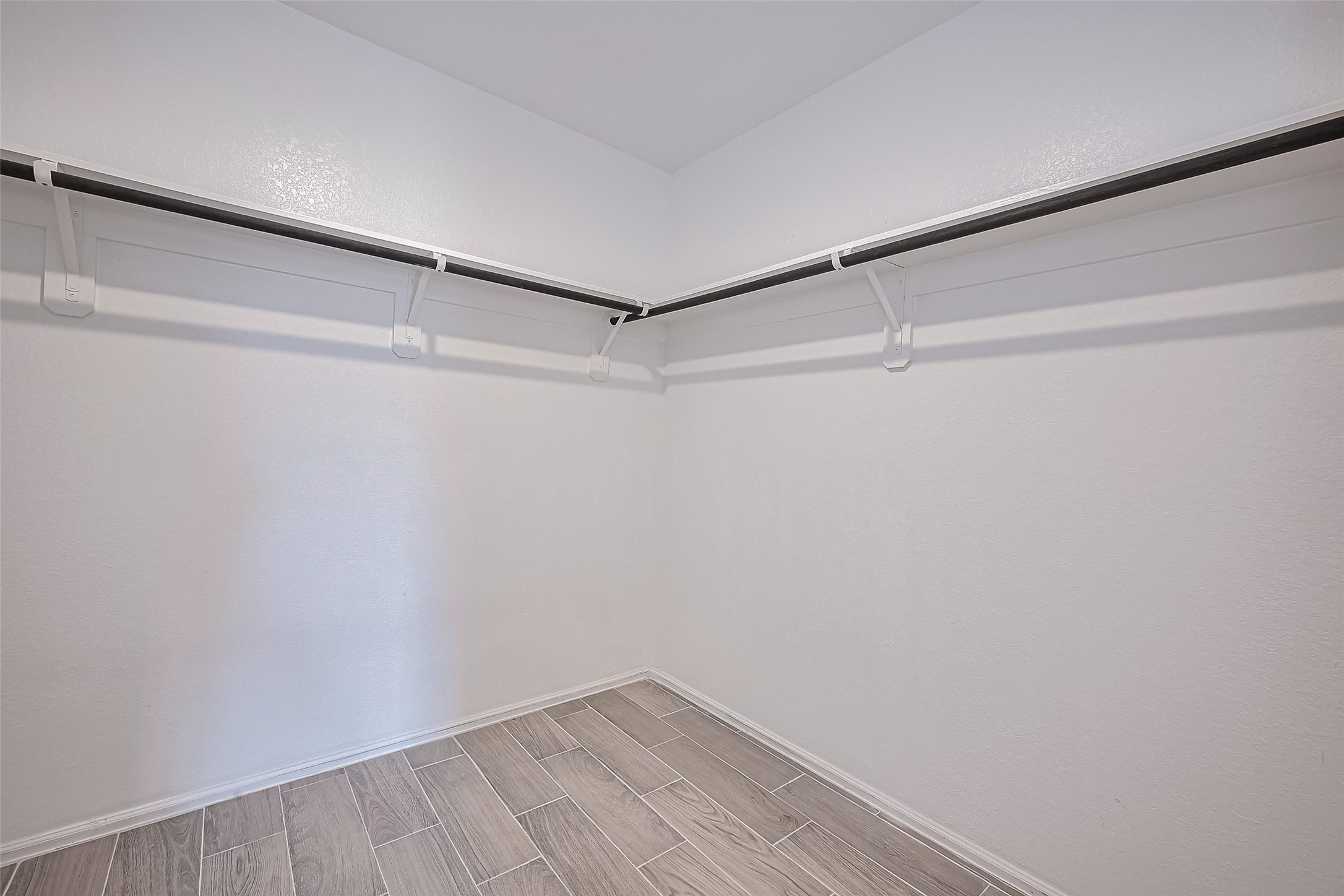 9603 Fulvetta Briar Court Property Photo 38