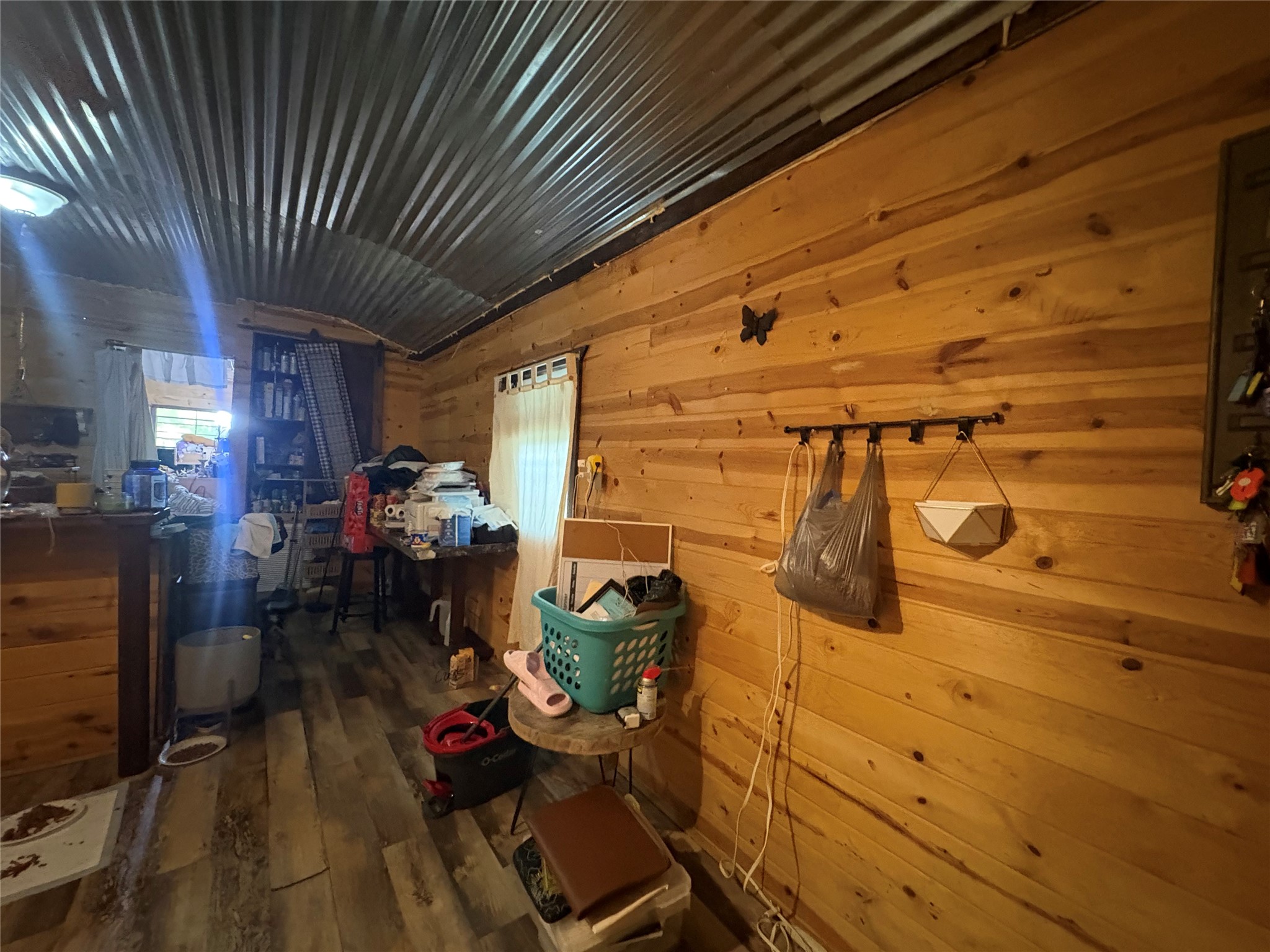 2559 Tucker Road Property Photo 3
