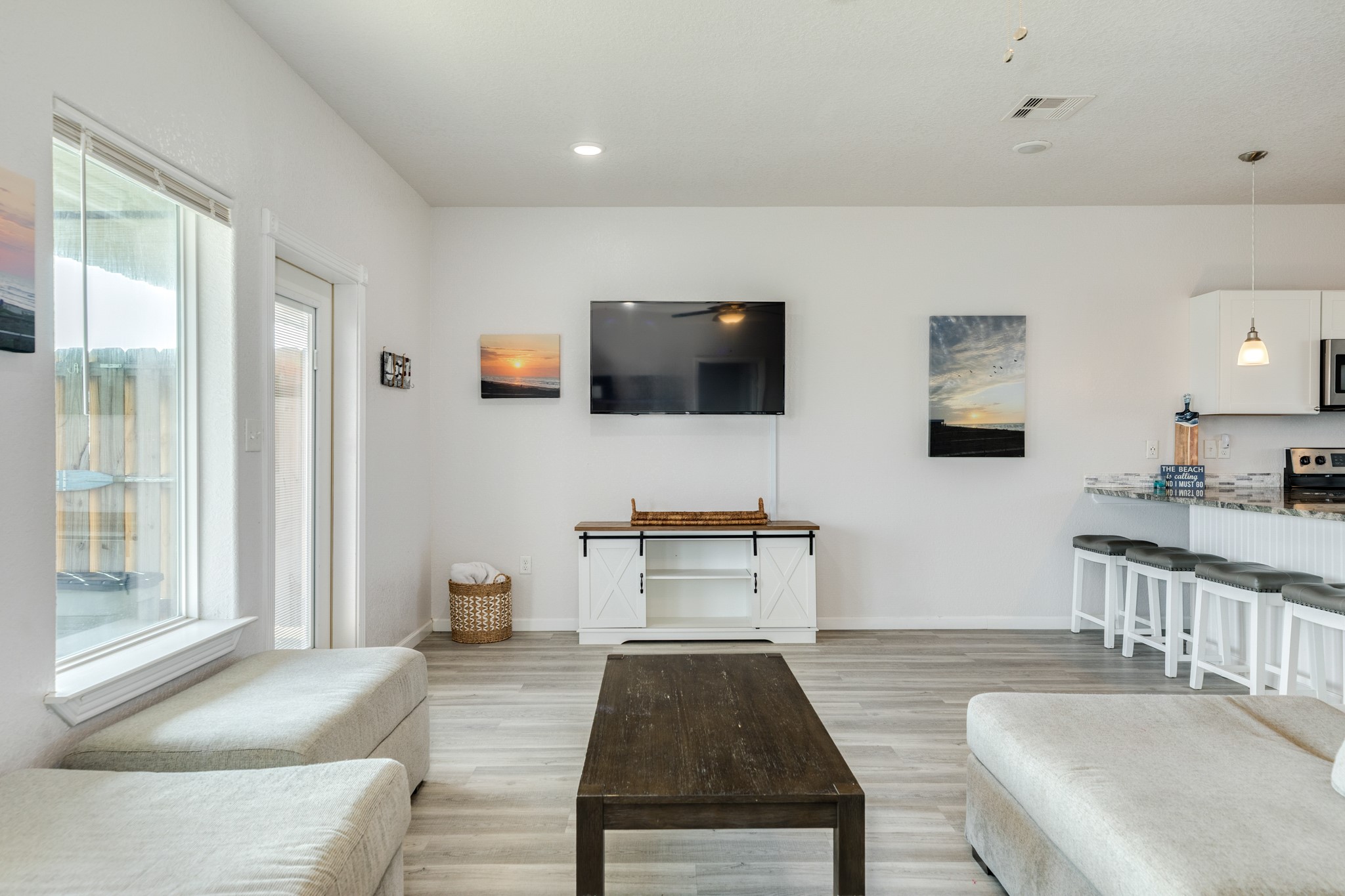 116 Howard Avenue G Property Photo 8