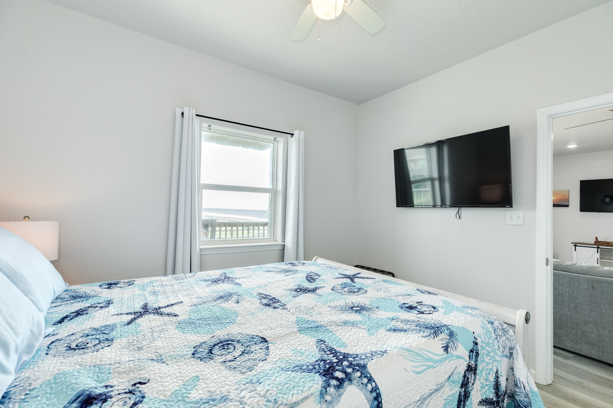 116 Howard Avenue G Property Photo 15