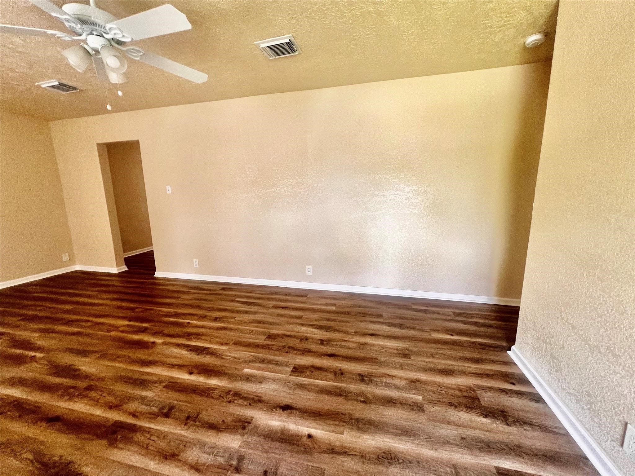 631 Roper Street Property Photo 7