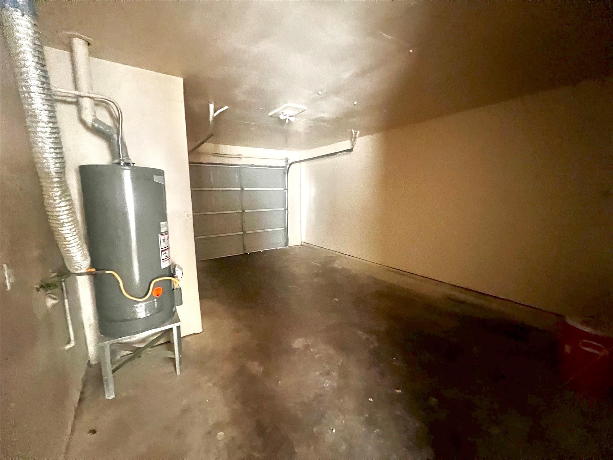631 Roper Street Property Photo 8