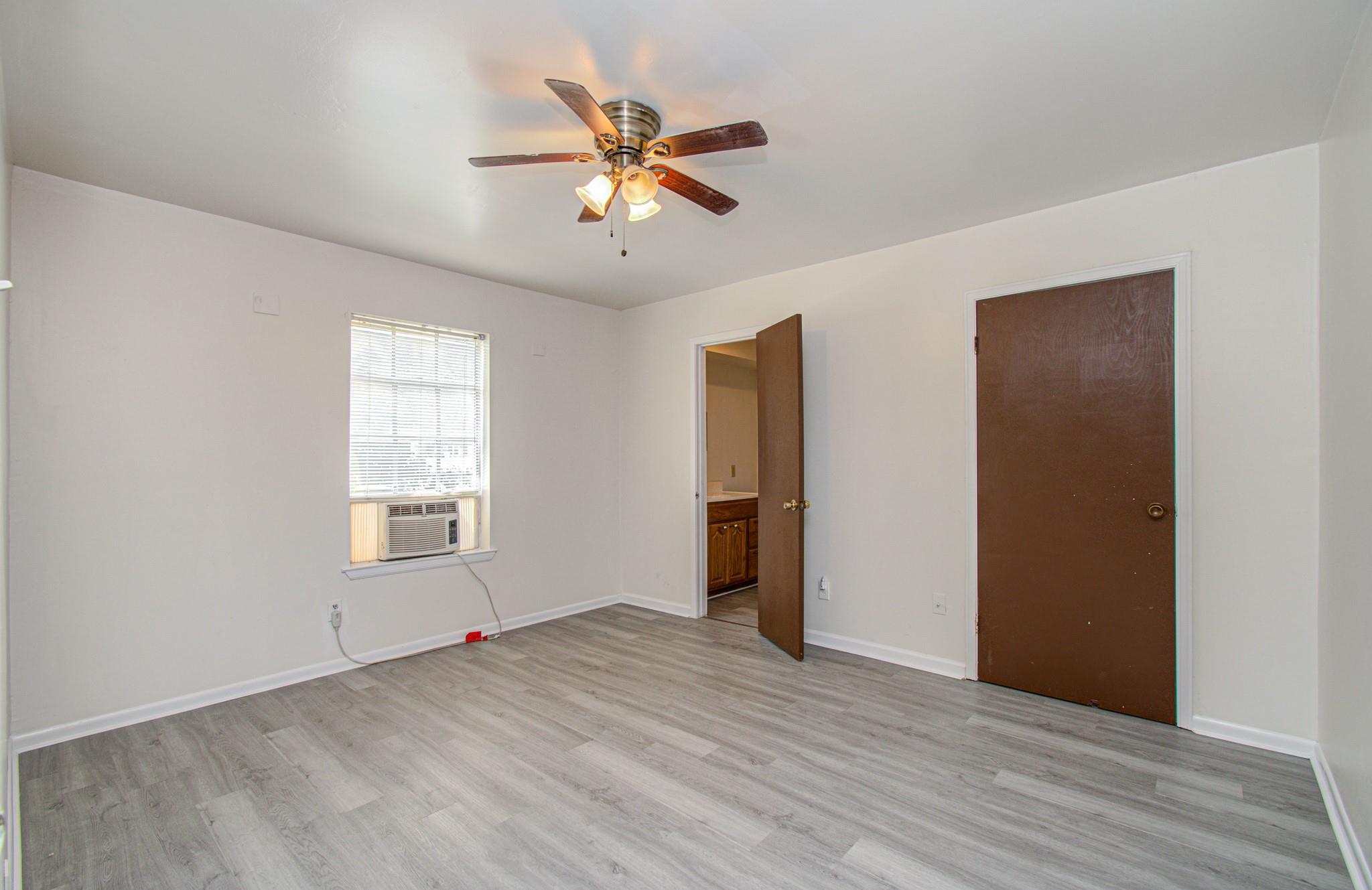 809 Collins Street Property Photo 16