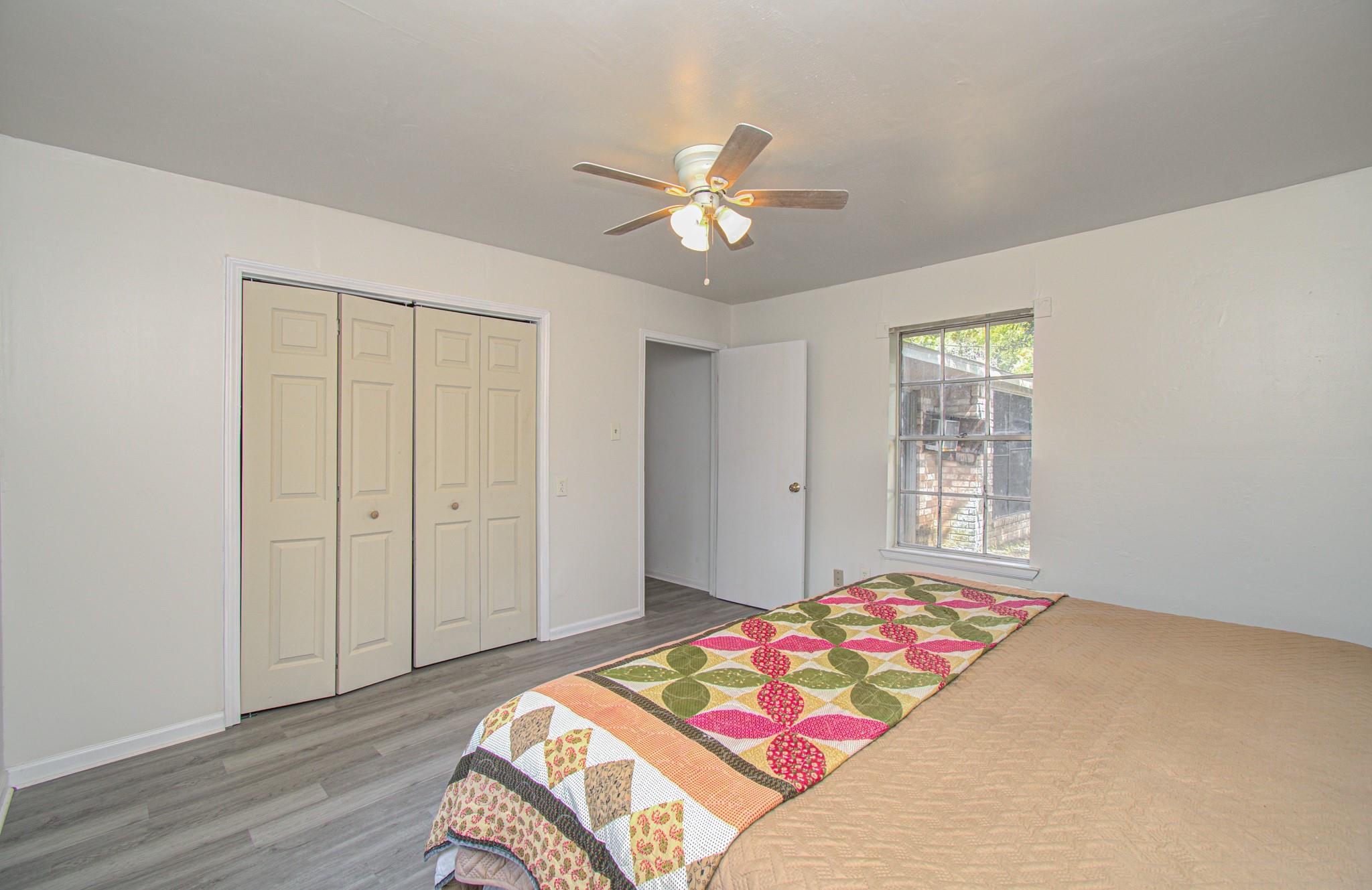 809 Collins Street Property Photo 20