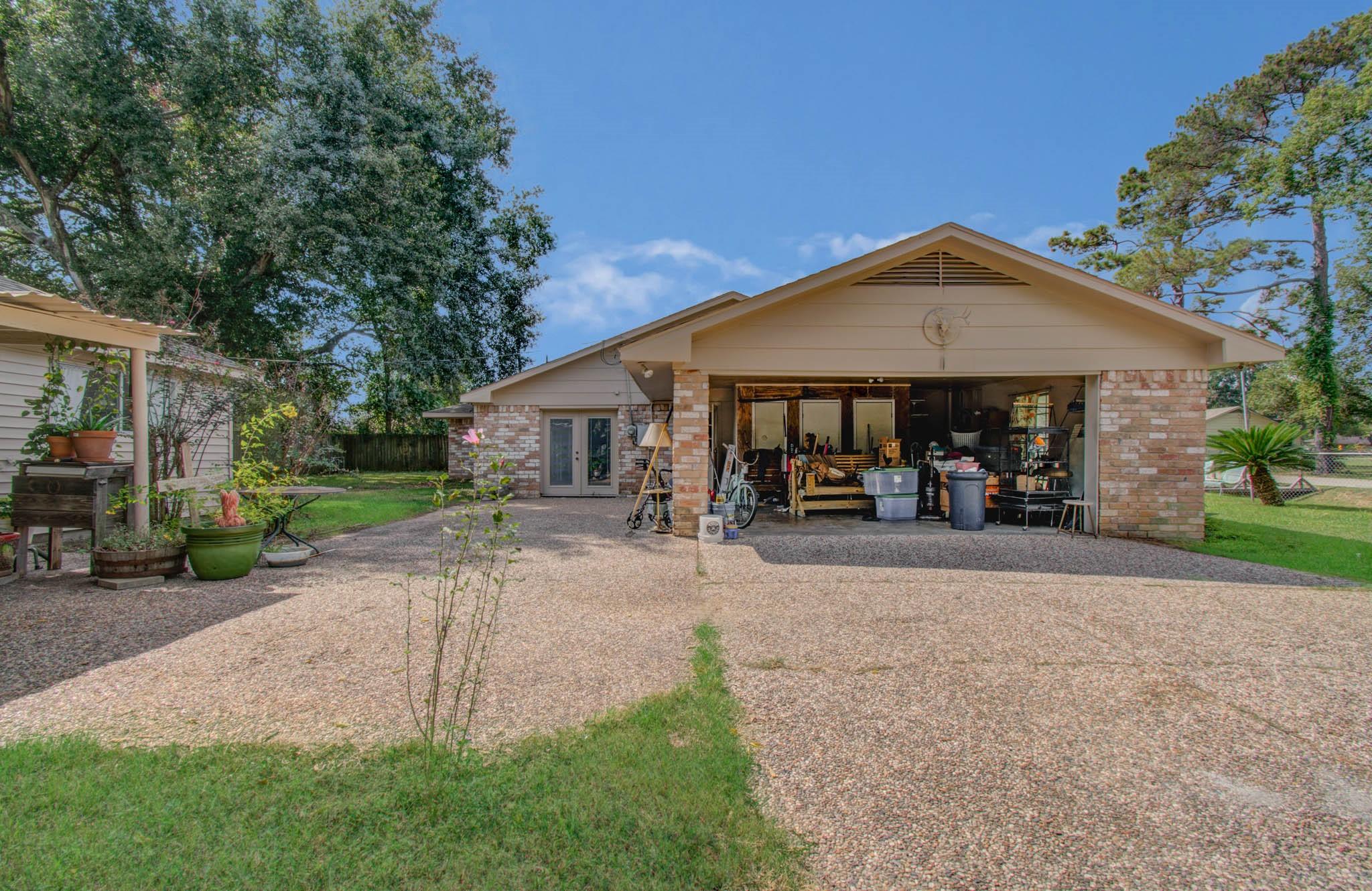 809 Collins Street Property Photo 27