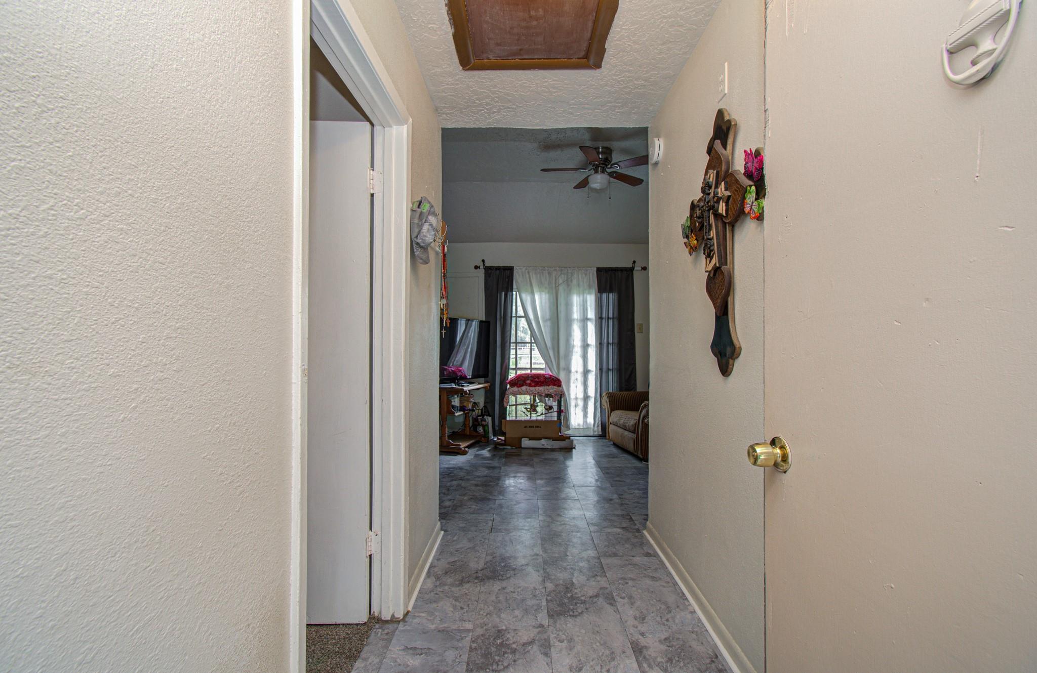 809 Collins Street Property Photo 37