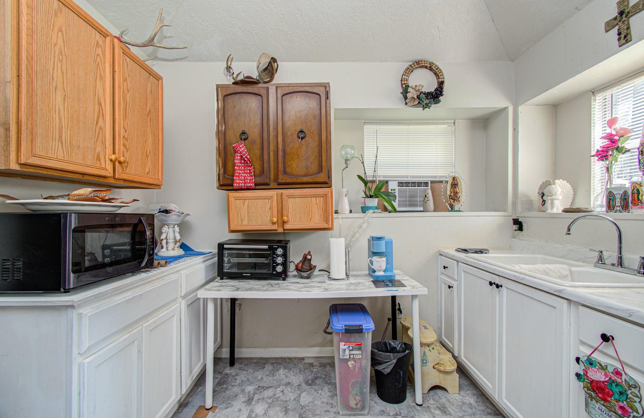 809 Collins Street Property Photo 43