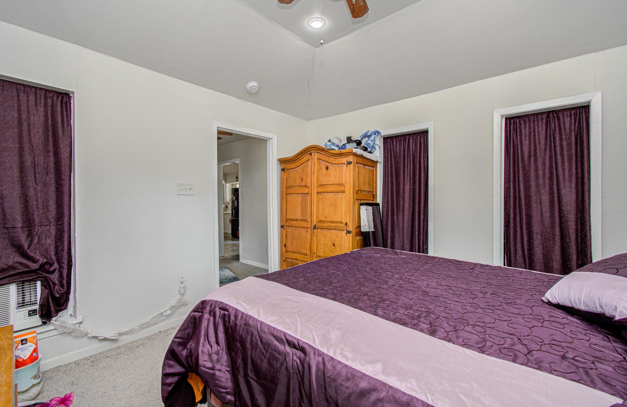 809 Collins Street Property Photo 49