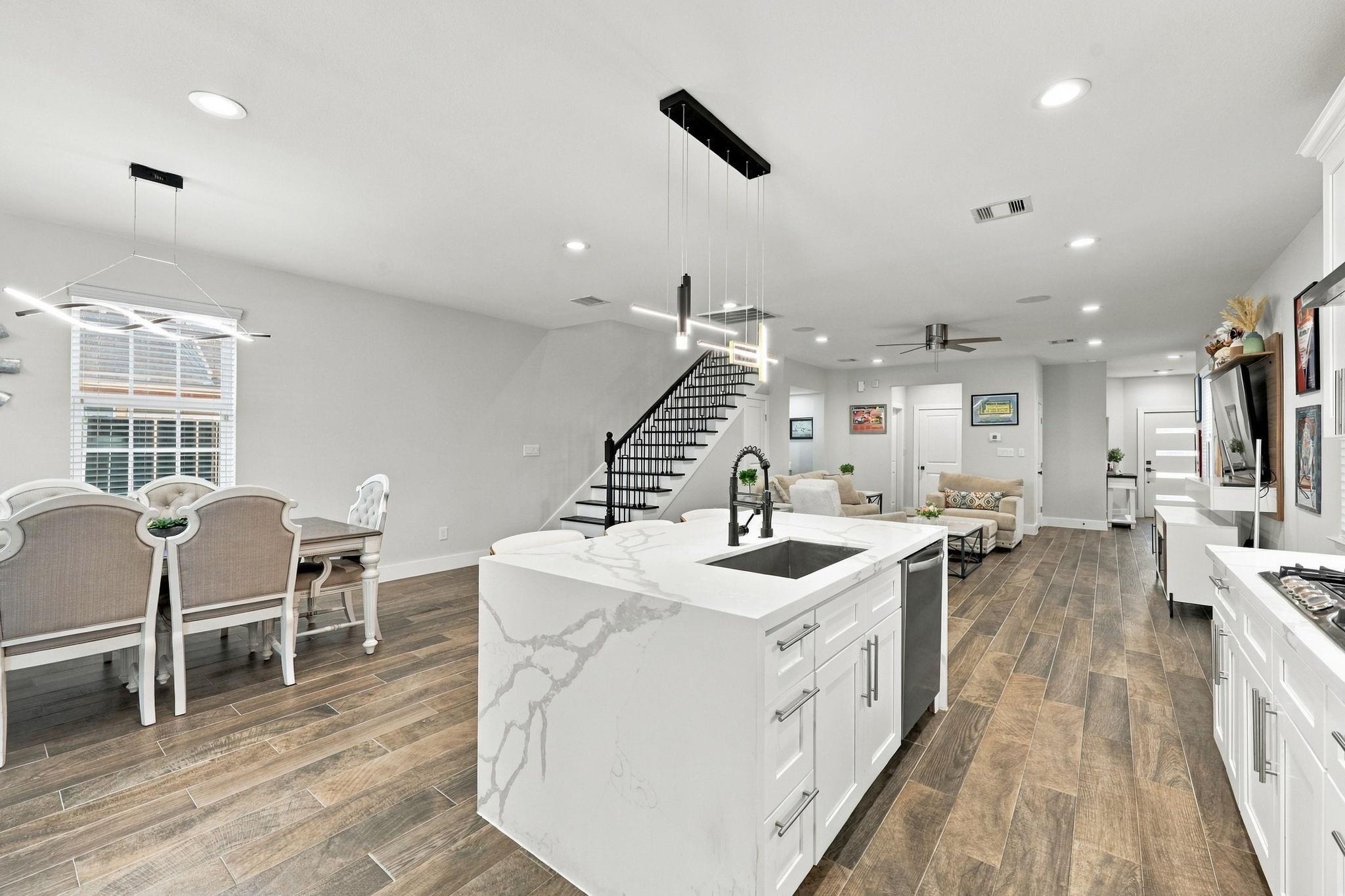 1116 Bennington Street, Houston Tx 77022 Property Photo 11