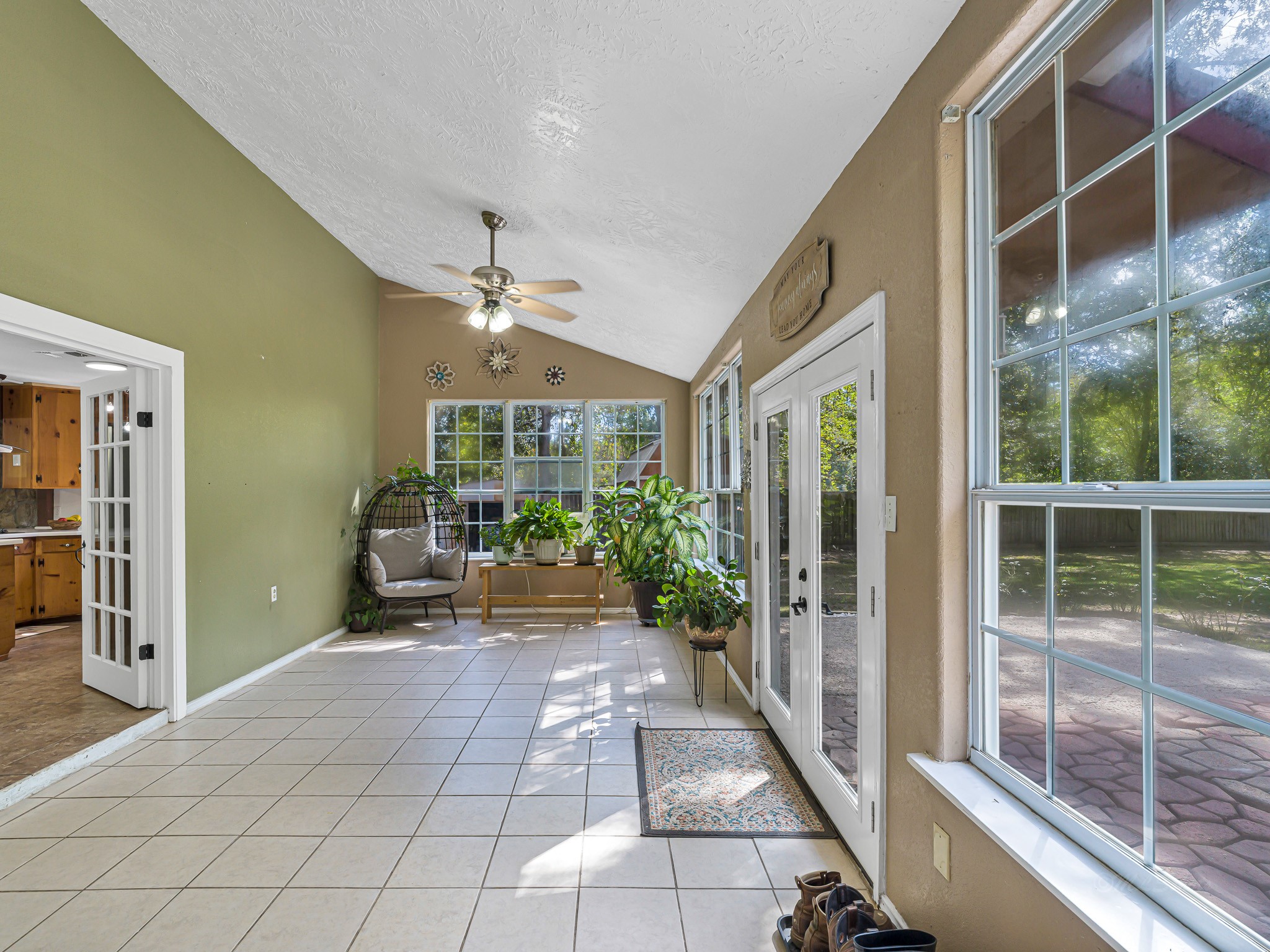 1512 County Road 3709 Property Photo 4
