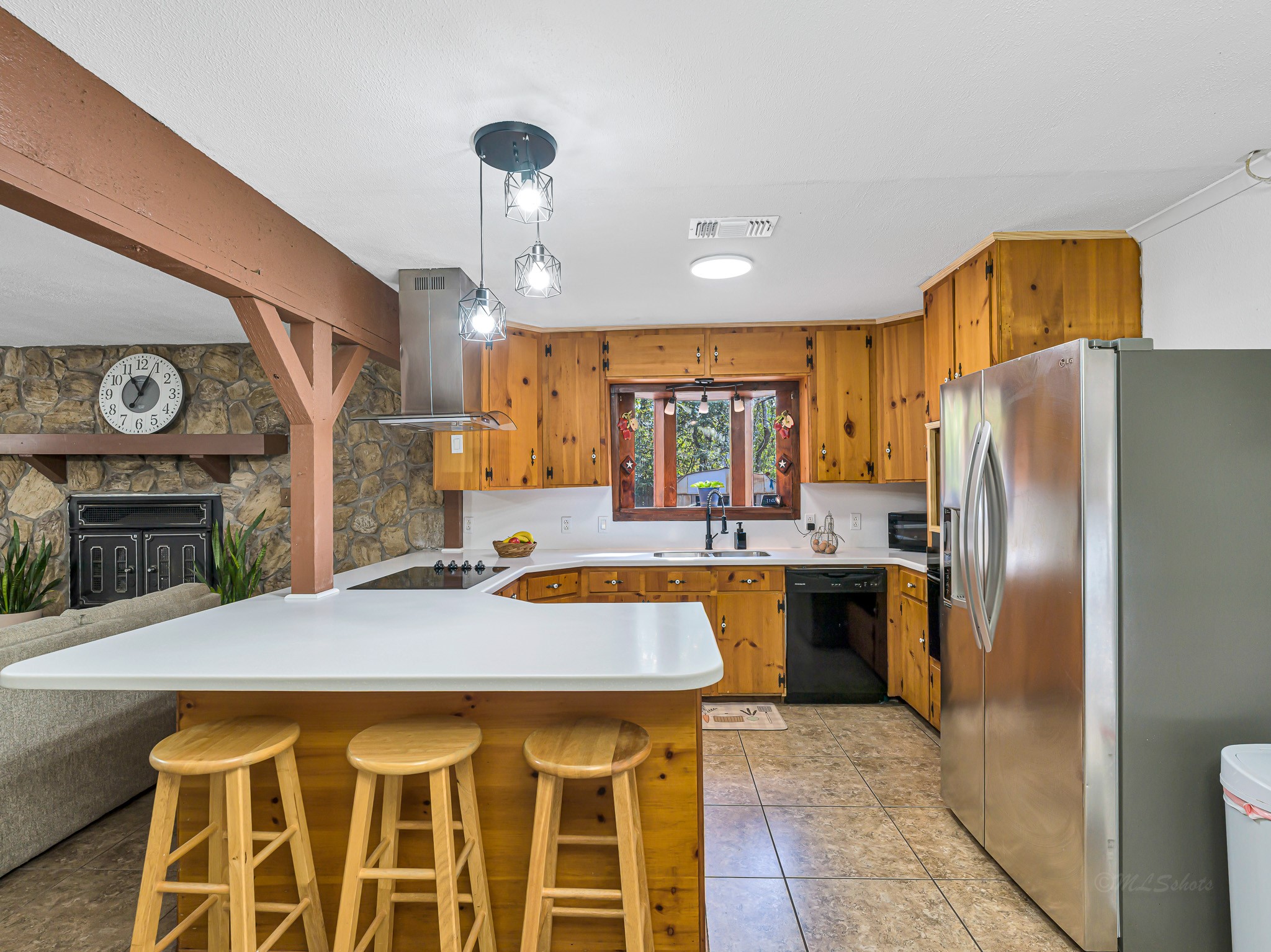 1512 County Road 3709 Property Photo 15