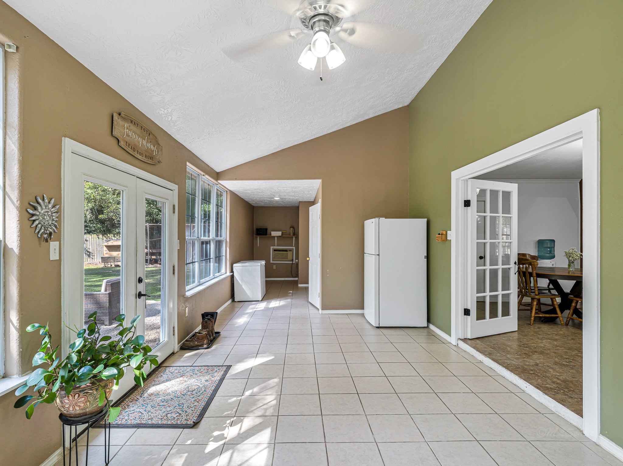 1512 County Road 3709 Property Photo 21