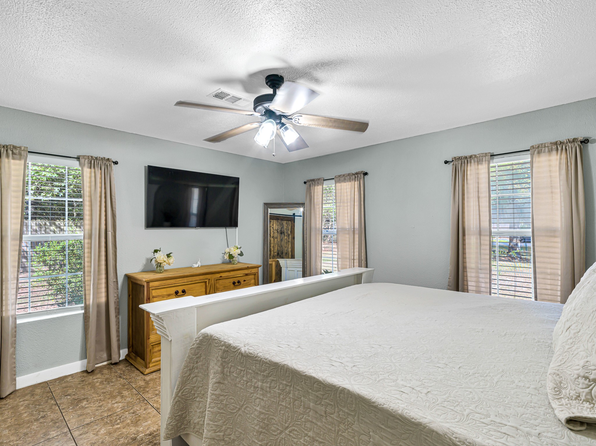 1512 County Road 3709 Property Photo 26