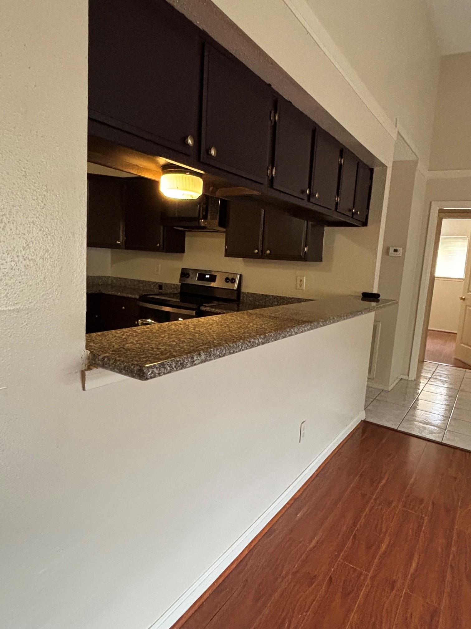 811 Whispering Pine Drive Property Photo 6