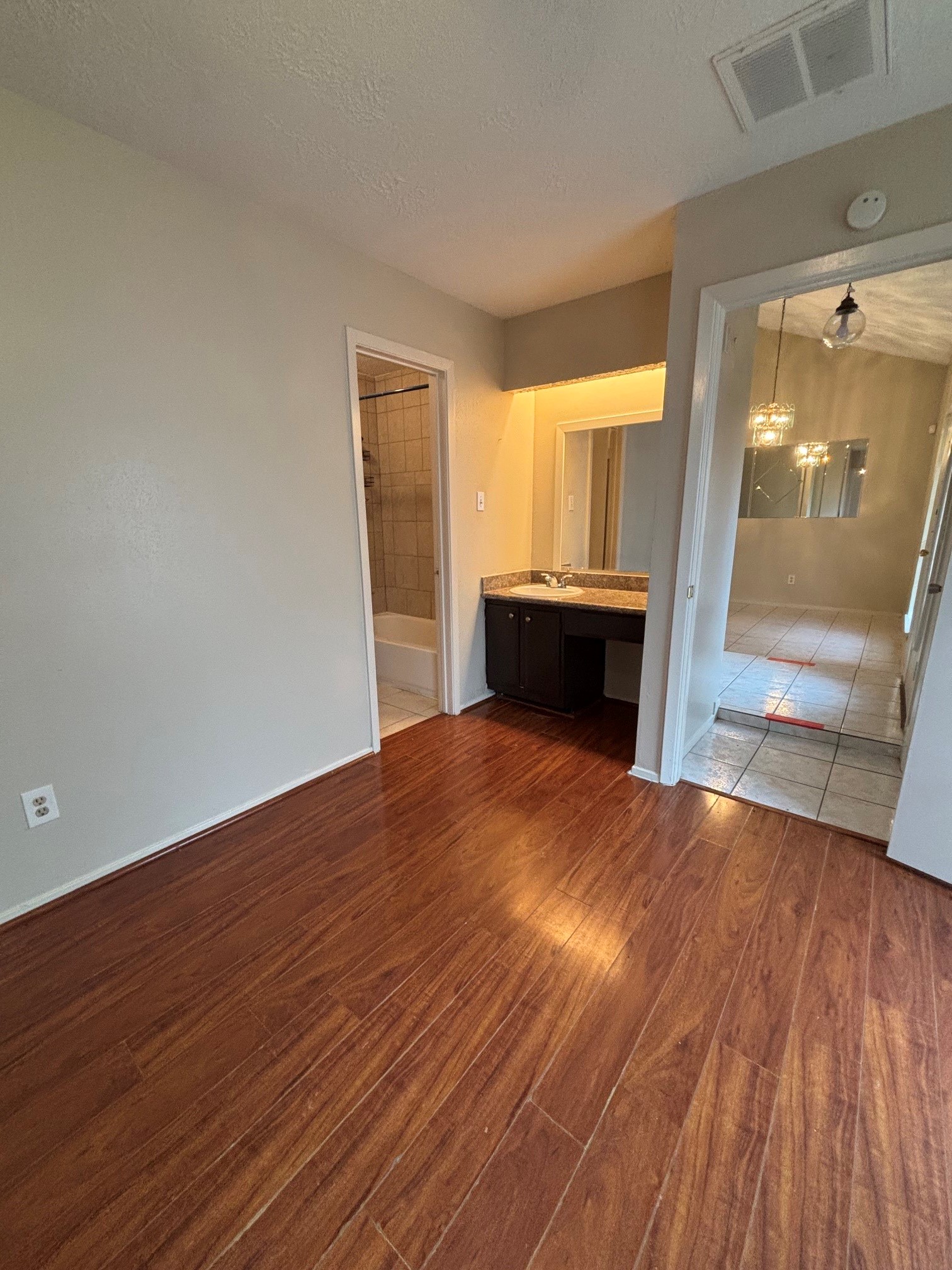 811 Whispering Pine Drive Property Photo 12