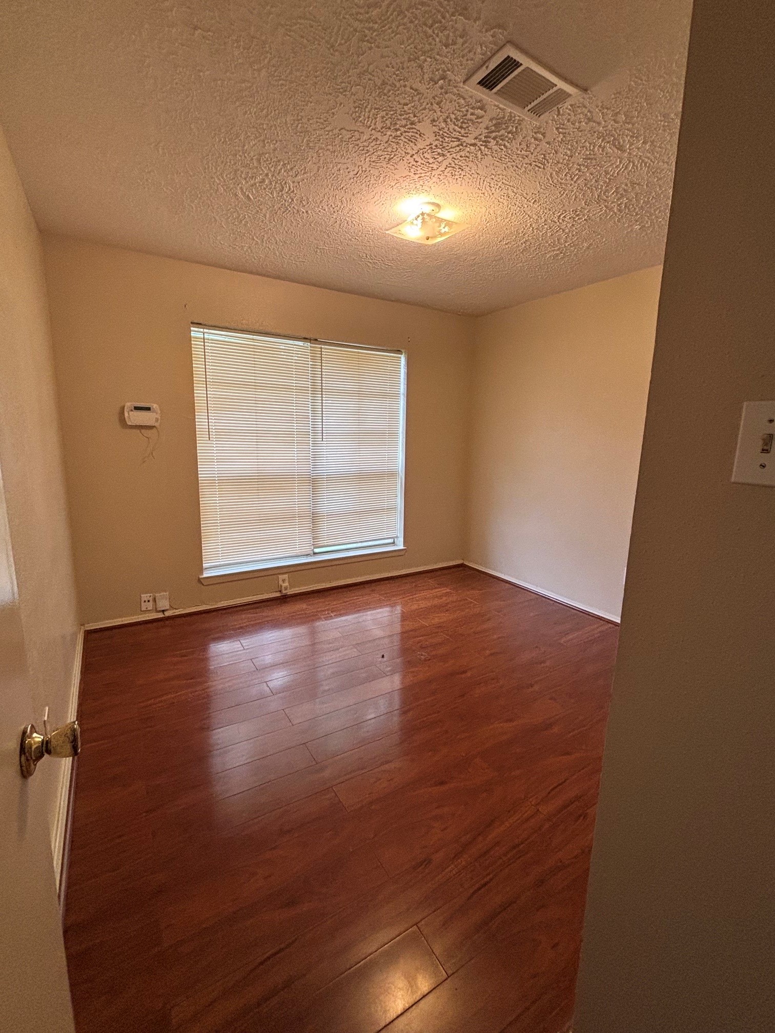 811 Whispering Pine Drive Property Photo 16
