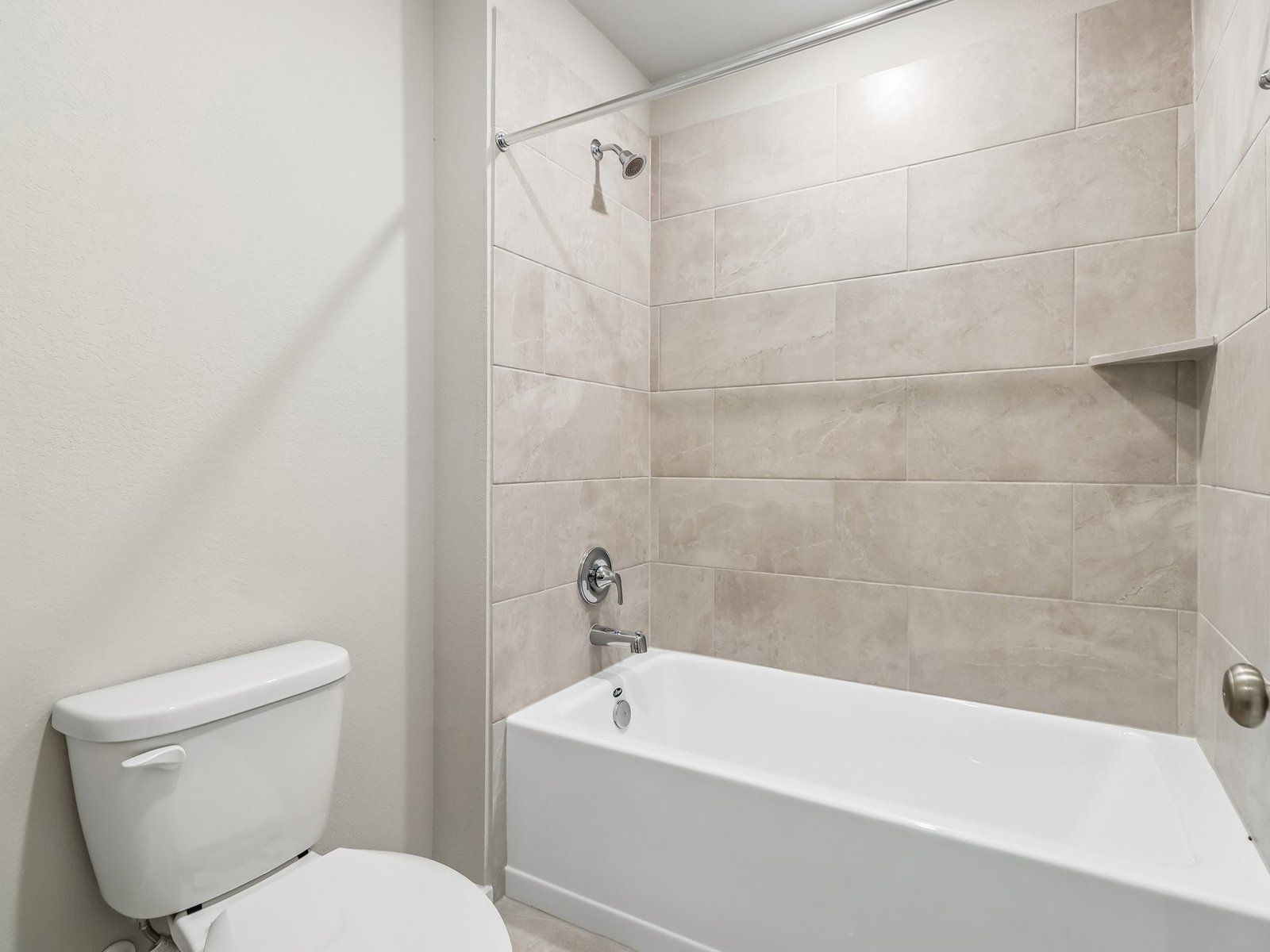 29022 Farmhouse Estates Drive Property Photo 6