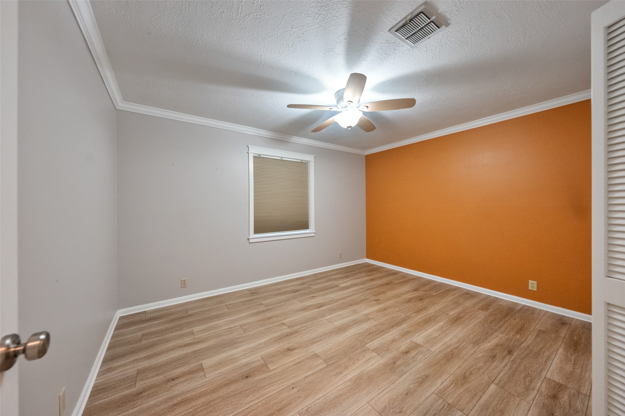 71 Hiwon Drive Property Photo 18