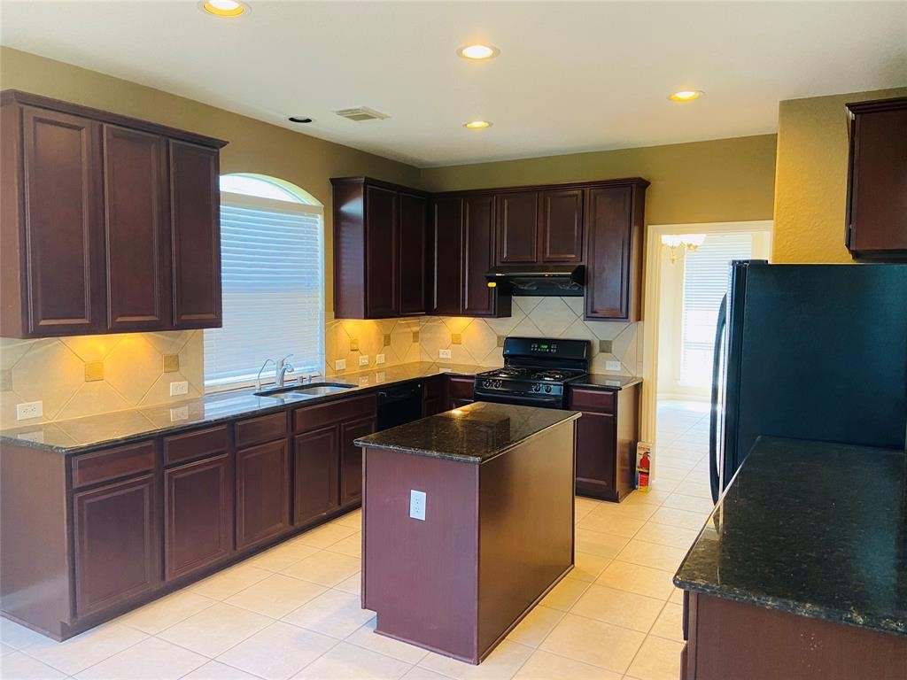 21514 Grand Hollow Lane Property Photo 4