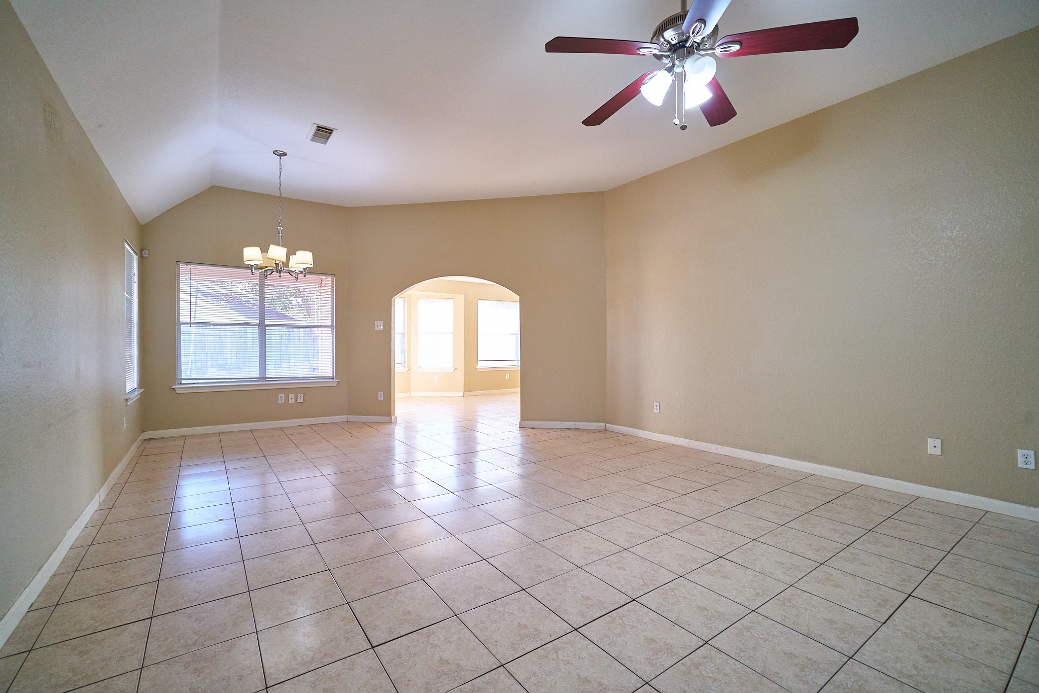 1914 Marvell Drive Property Photo 7