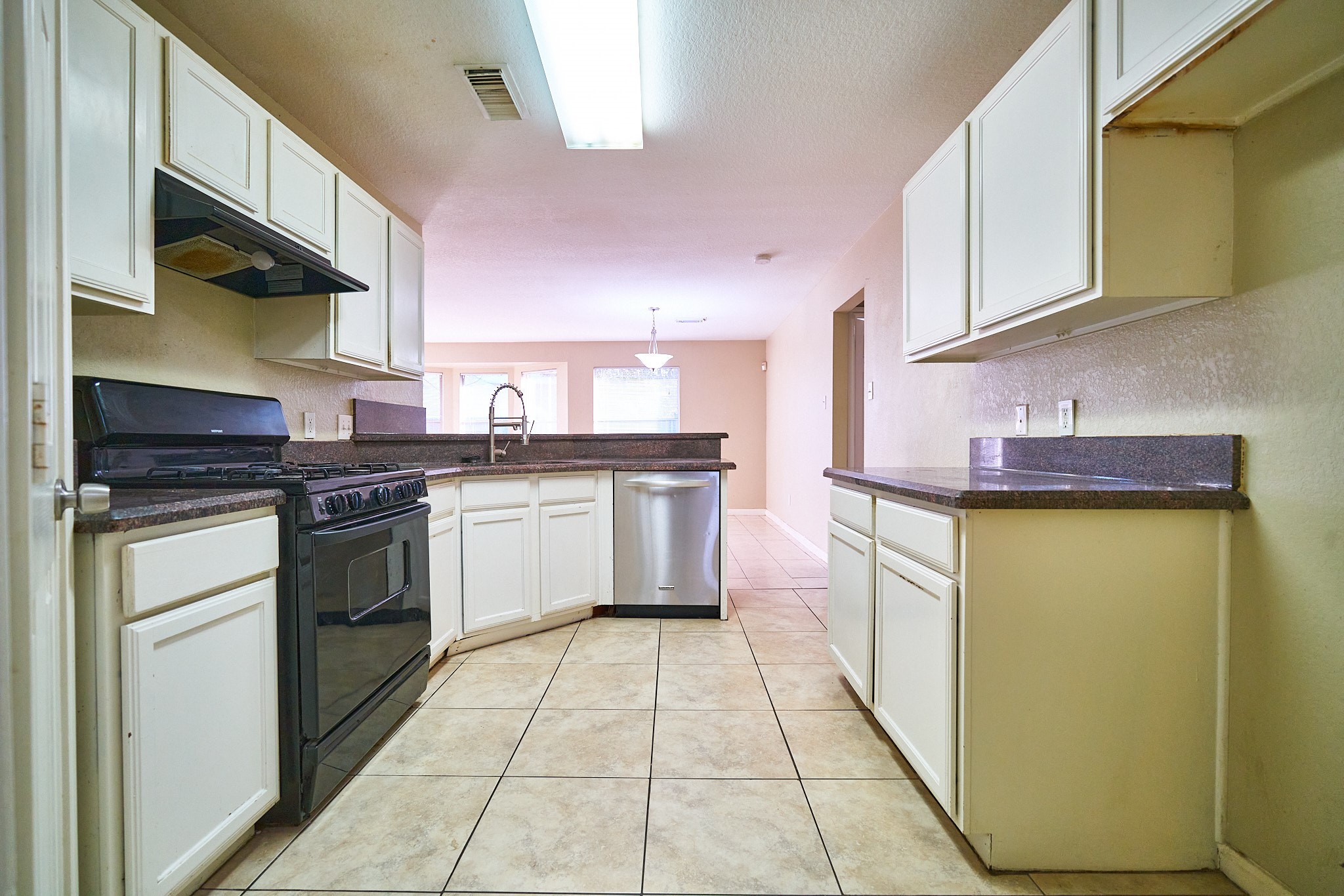 1914 Marvell Drive Property Photo 13