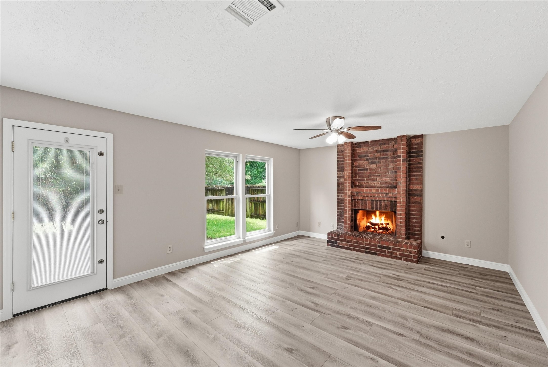 5502 Maple Square Drive Property Photo 18