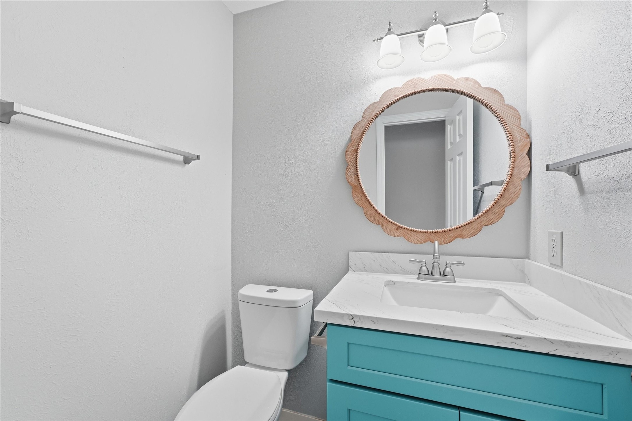 5502 Maple Square Drive Property Photo 22
