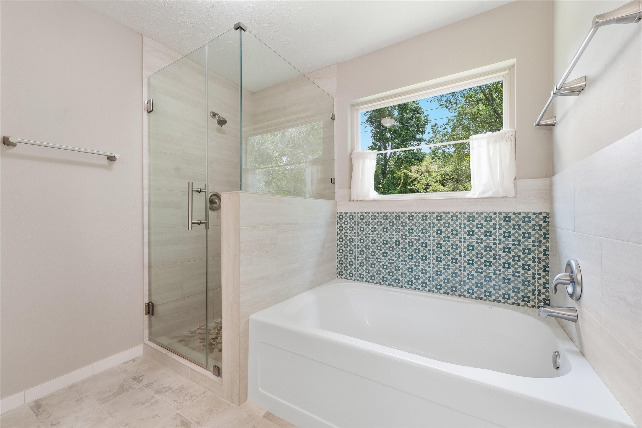 5502 Maple Square Drive Property Photo 28