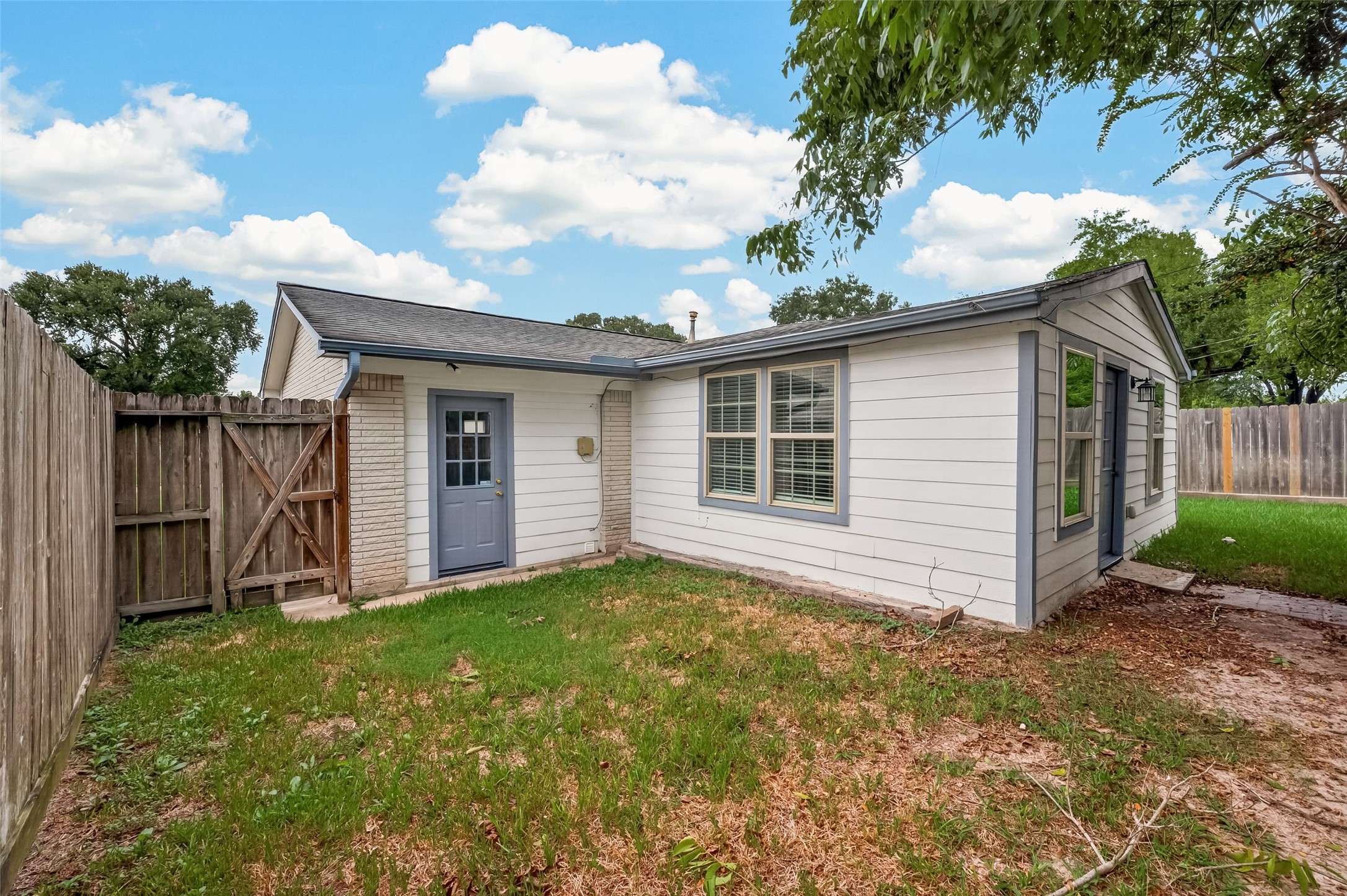 1215 Mosher Lane Property Photo 32