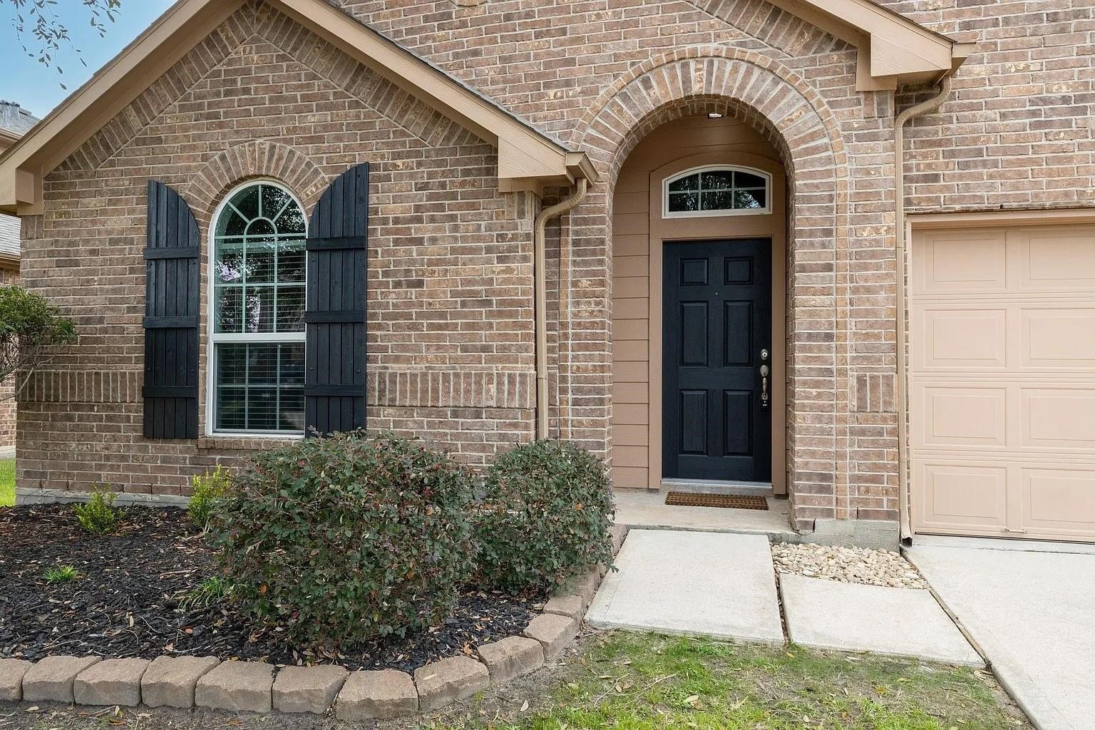 16007 David Hill Lane Property Photo 4