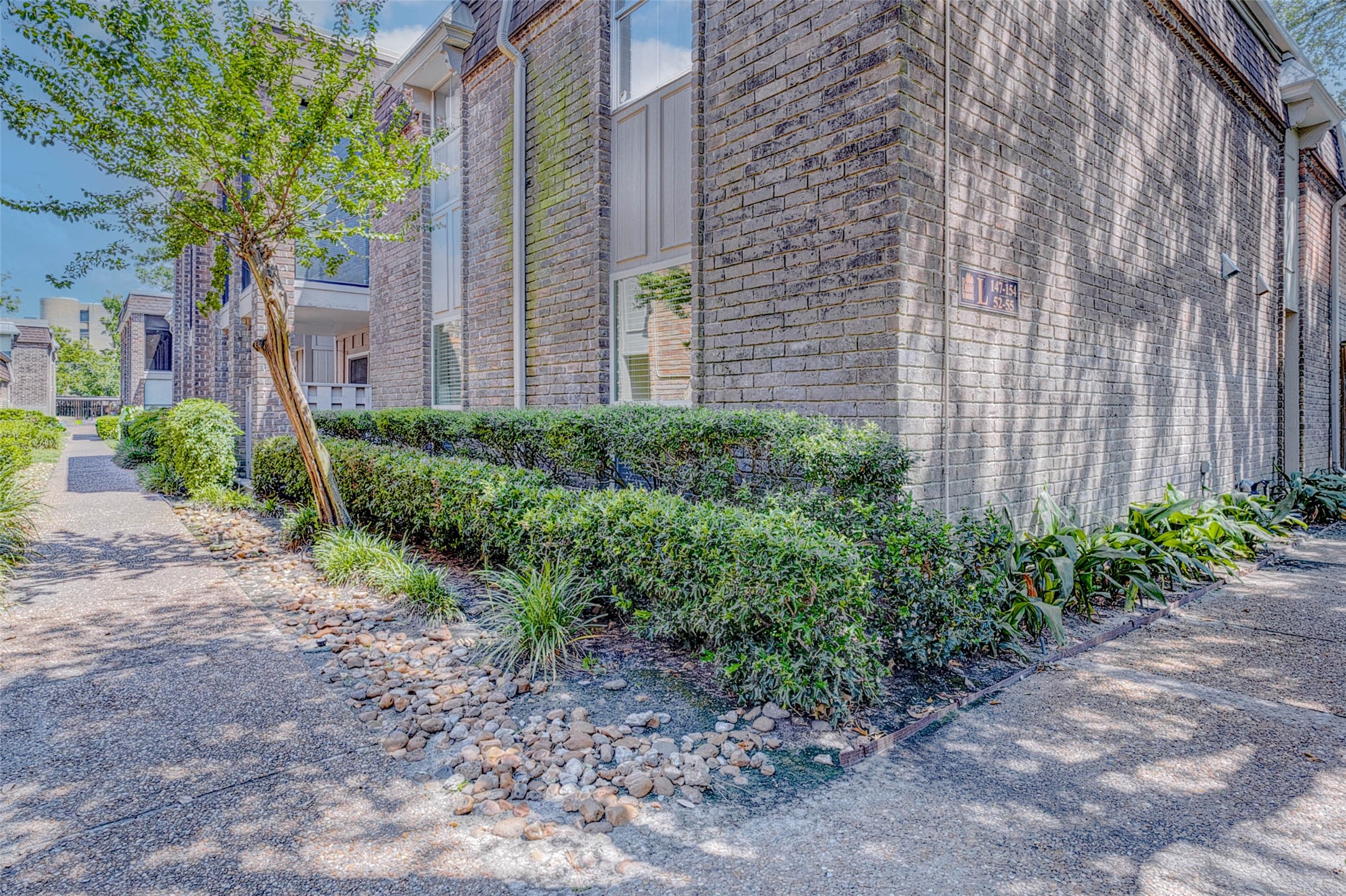 7555 Katy Freeway 55 Property Photo 3