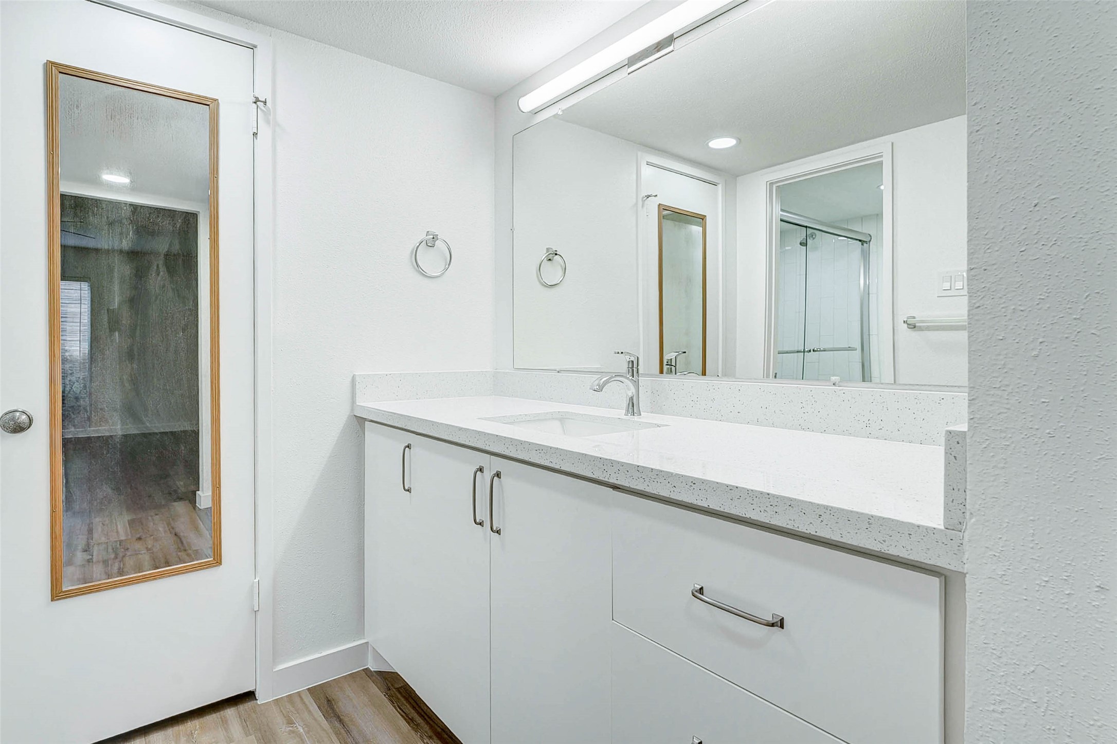 7555 Katy Freeway 55 Property Photo 28
