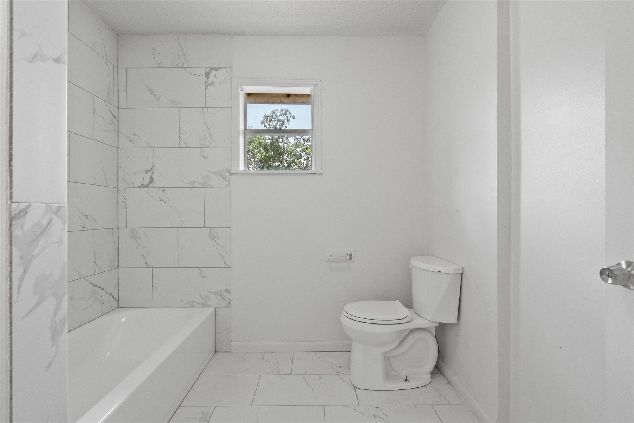 815 Rugeley Street Property Photo 14