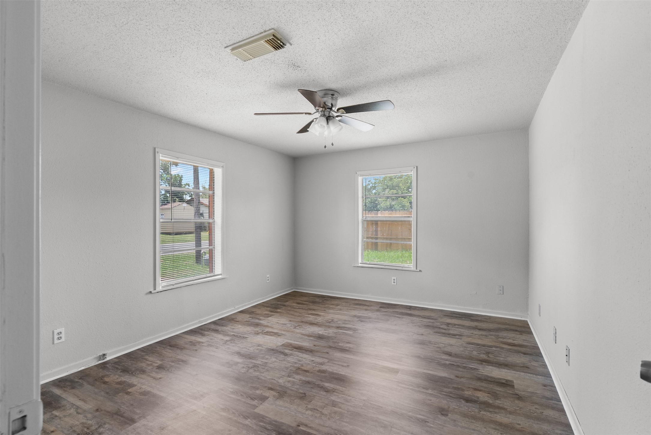 815 Rugeley Street Property Photo 18