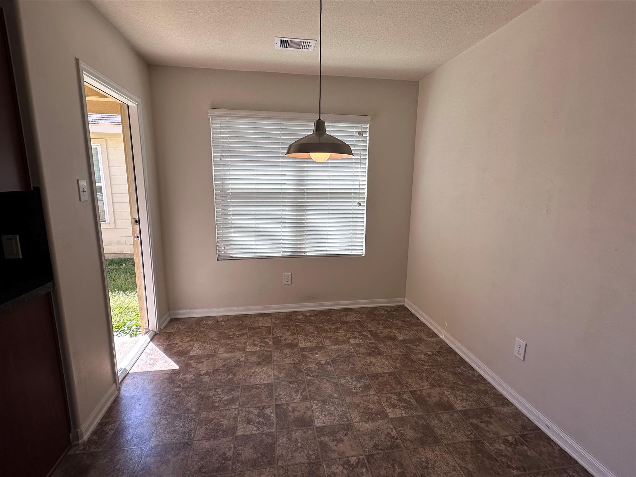 5110 Ivy Fair Way Property Photo 4
