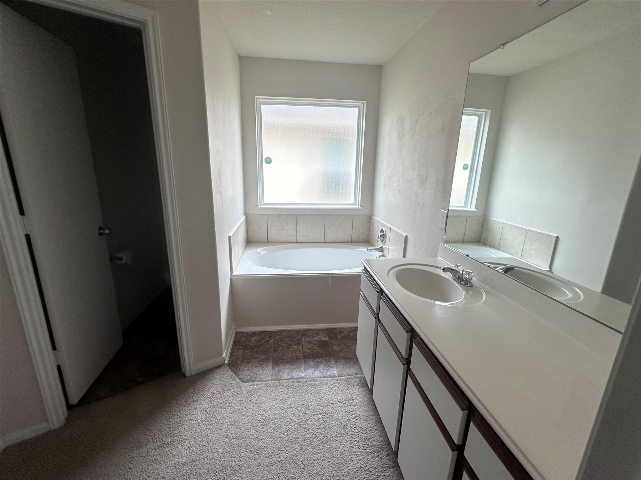 5110 Ivy Fair Way Property Photo 5