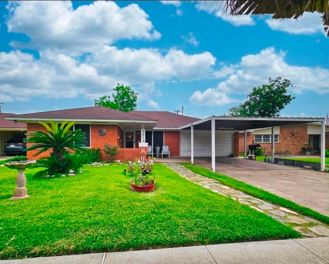 2618 San Jacinto Drive Property Photo 2