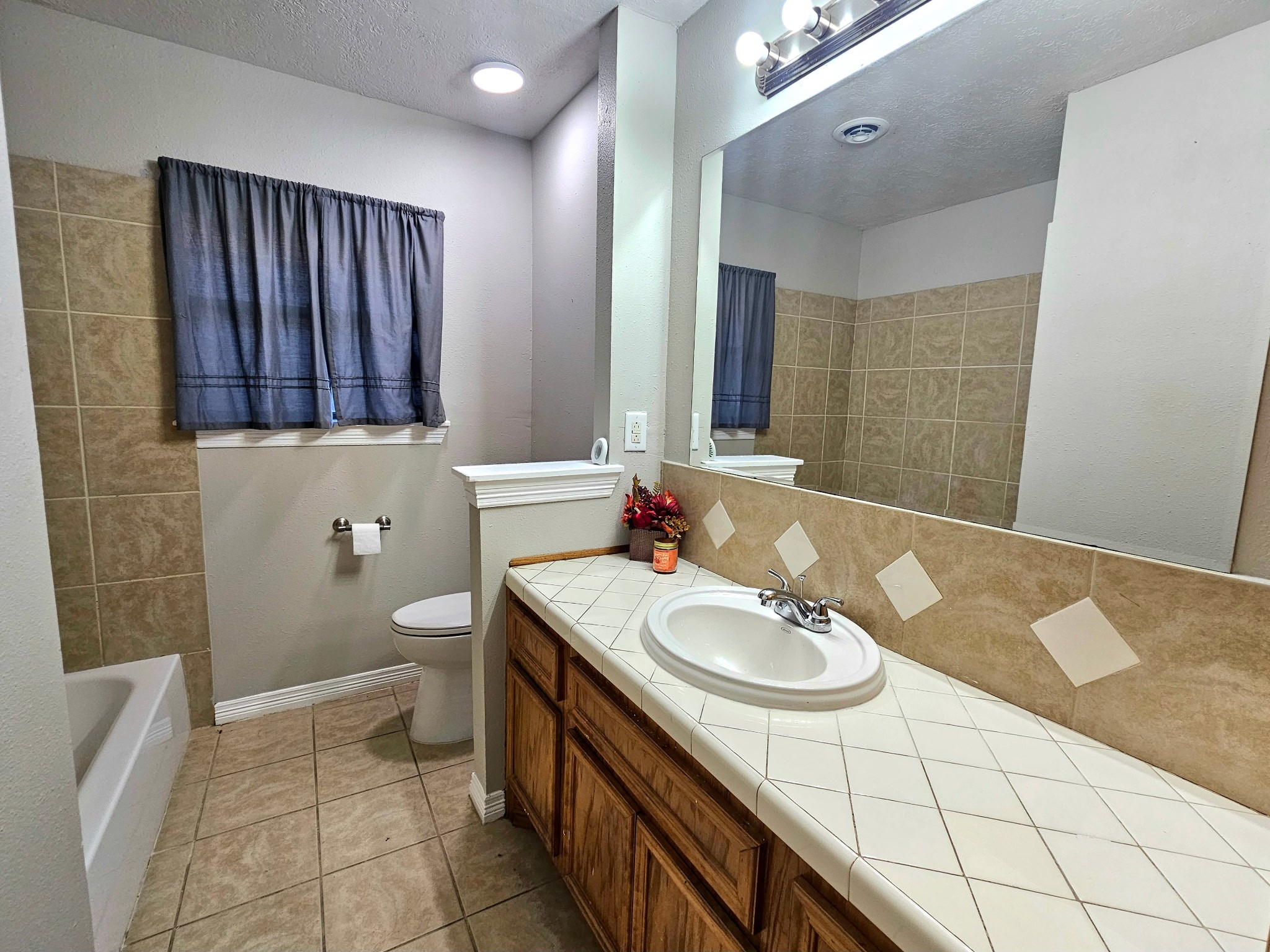 2618 San Jacinto Drive Property Photo 17